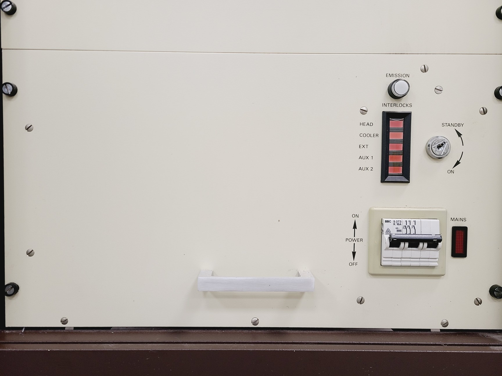 Image of Spectron Laser Systems Model SL401 Class IV Laser 