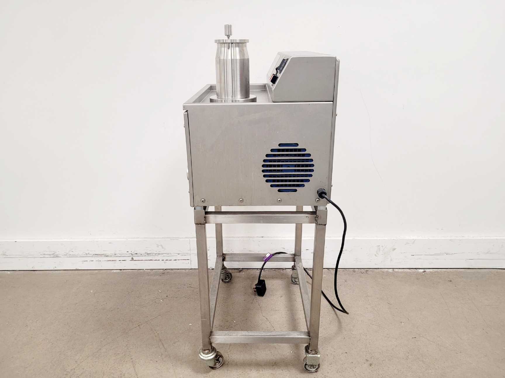 Image of Constant Systems Cell Disruption Systems One Shot Model 53 - 48x37x93 cm Lab