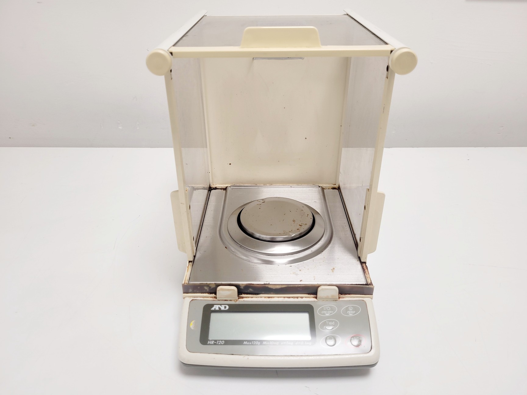 Image of A&D Instruments HR-120 Analytical Balance Scales