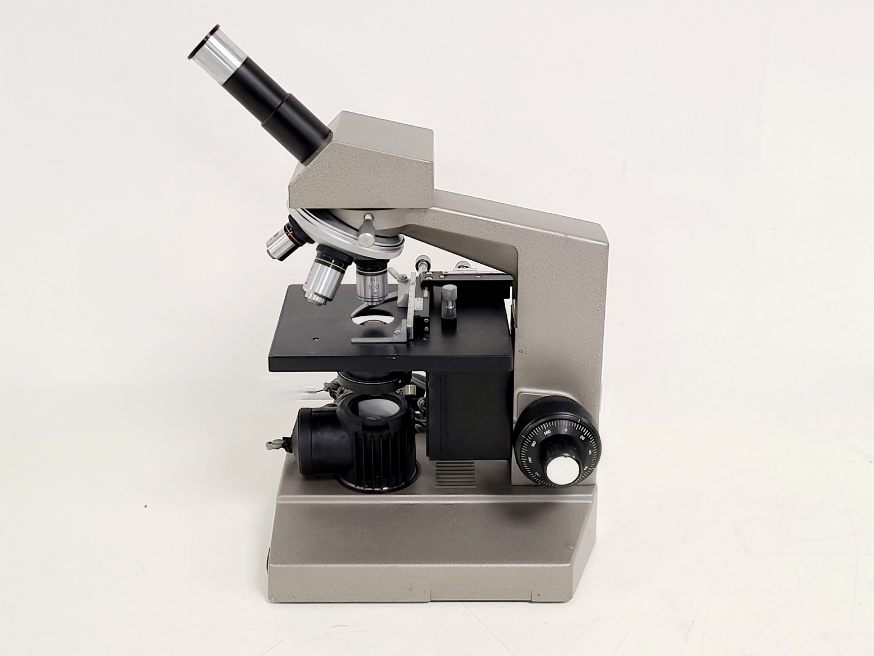 Image of Olympus CH Monocular Compound Microscope w/ 10x/40x/100x Lab