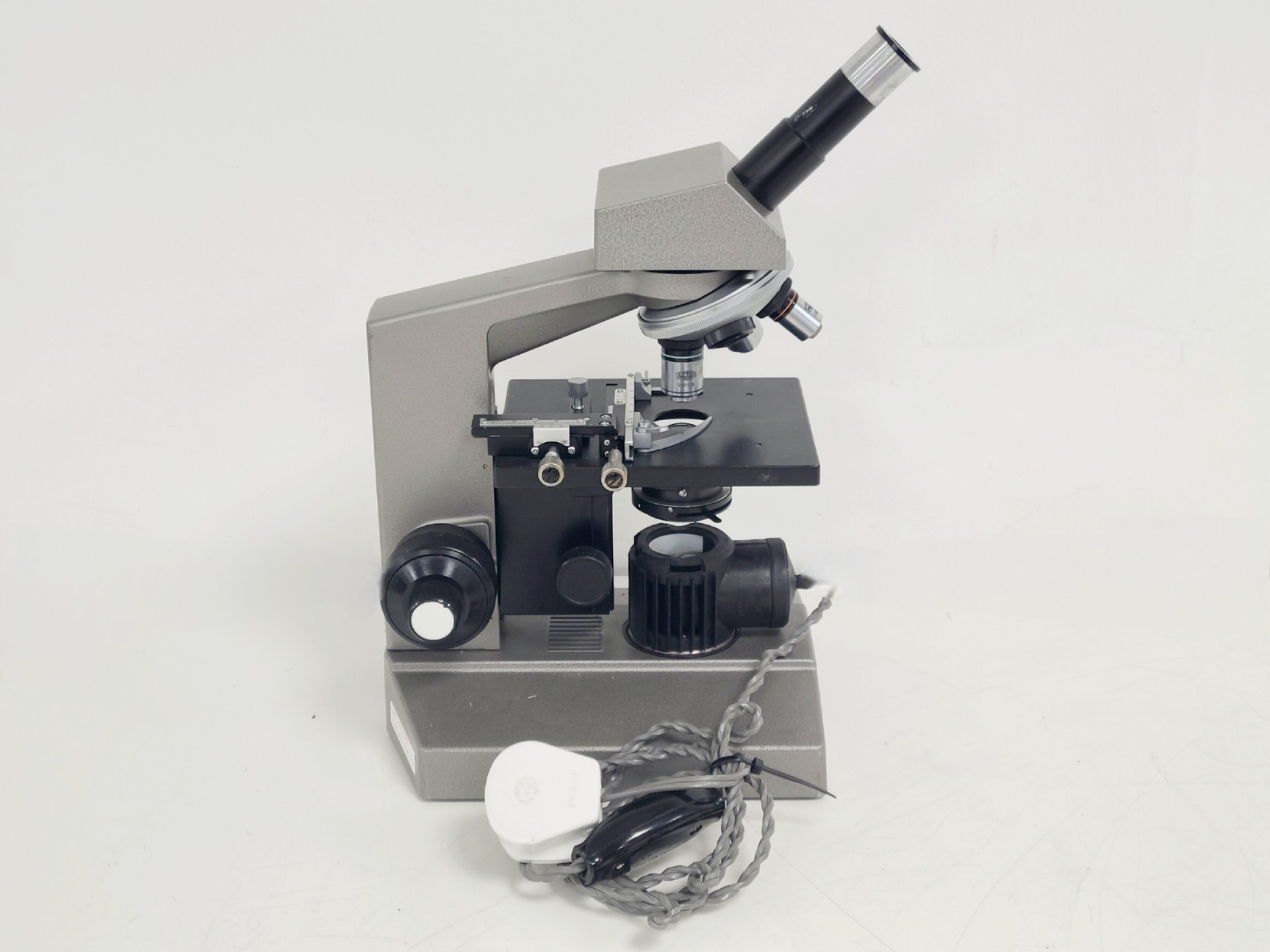 Image of Olympus CH Monocular Compound Microscope w/ 10x/40x/100x Lab