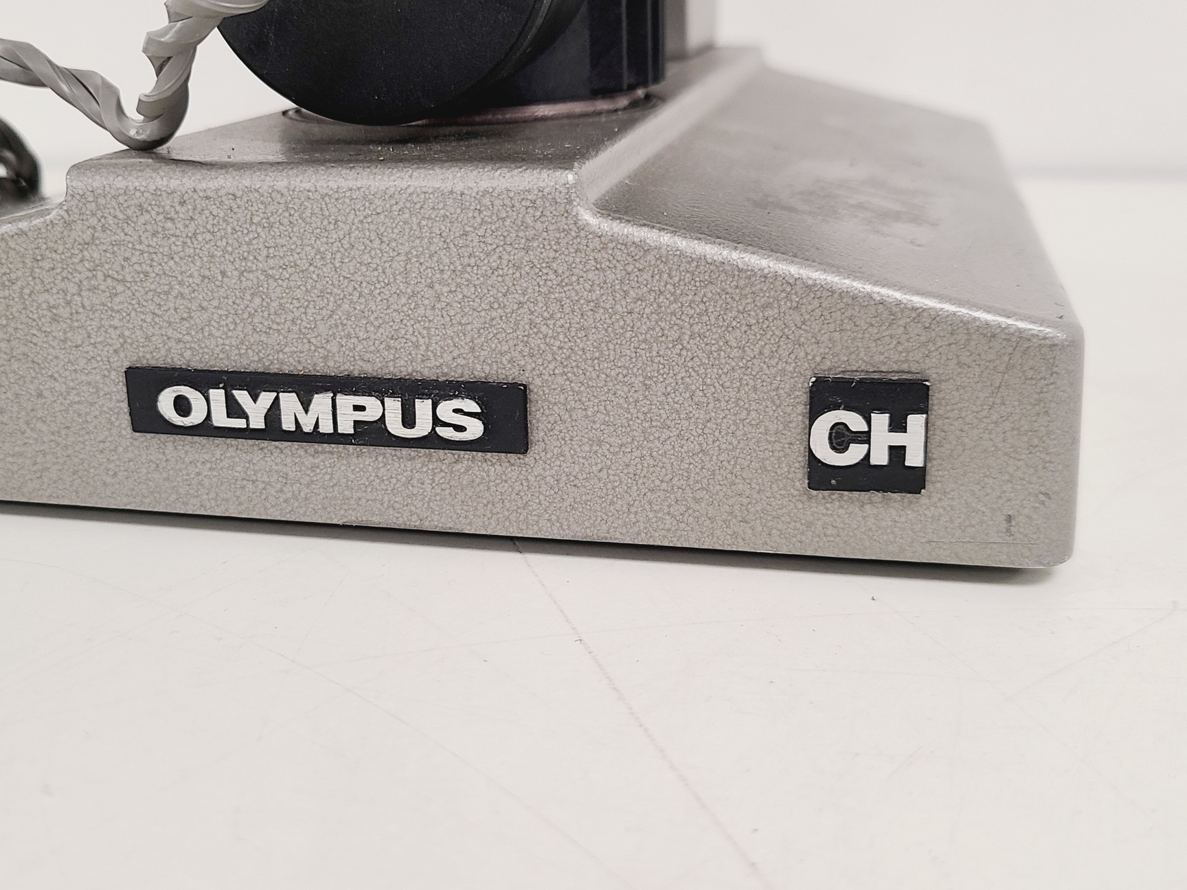 Image of Olympus CH Monocular Compound Microscope w/ 10x/40x/100x Lab