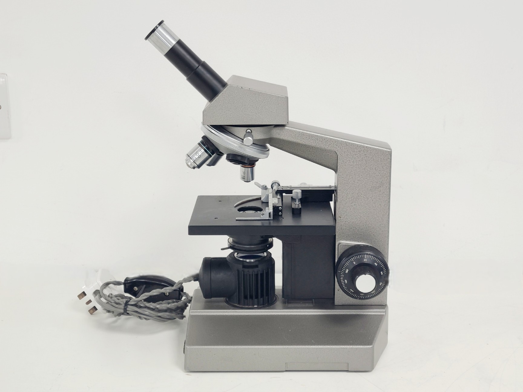 Image of Olympus CH Compound Monocular Microscope w/ 3 x Objectives 10x/40x/100x 