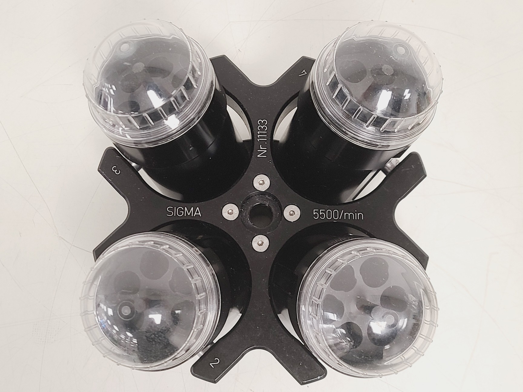 Image of Sigma Swing-Out Rotor Nr. 11133 5500rpm w/ 6 x Tube Holder Inserts 15/100/200ml