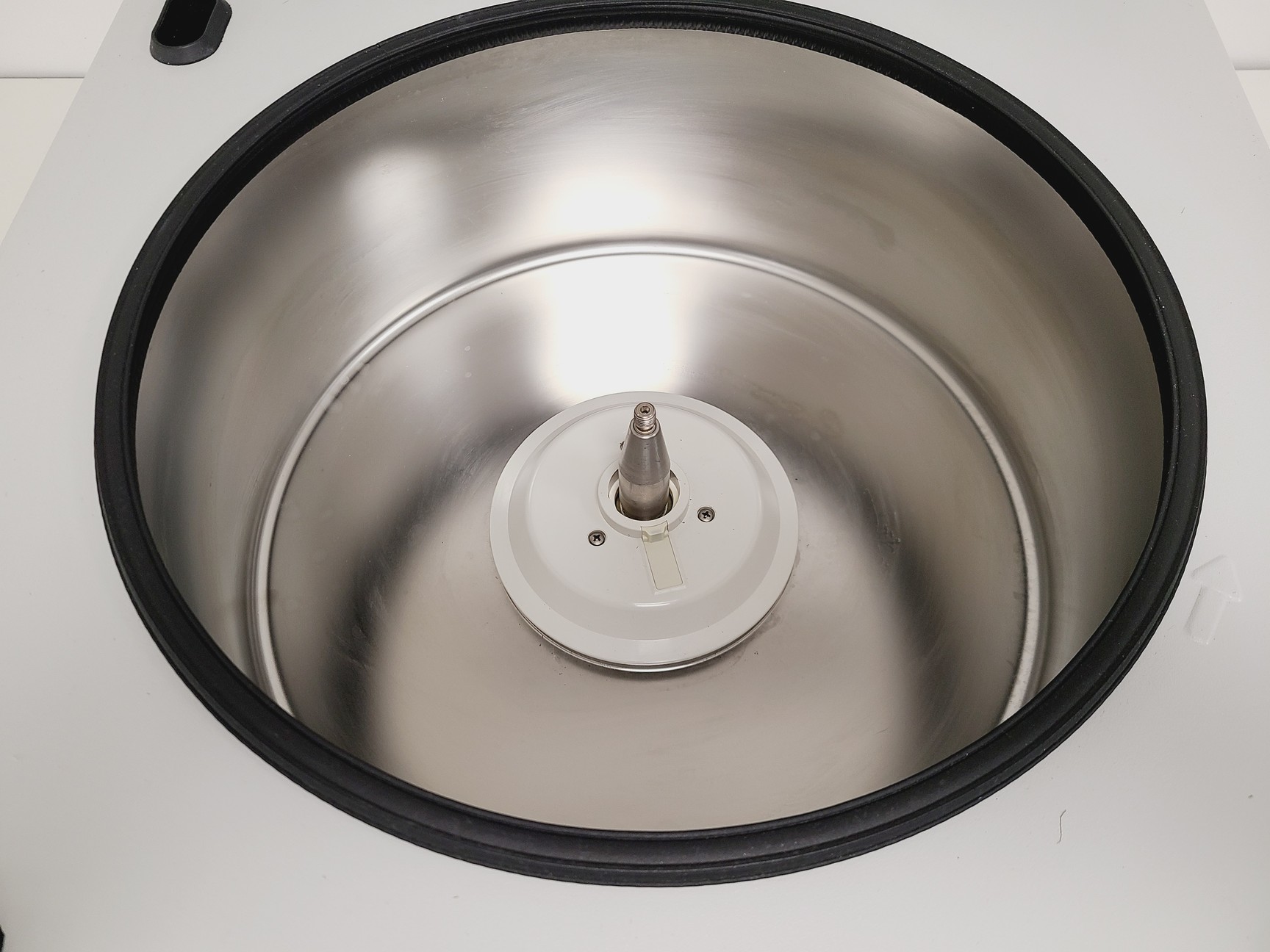 Image of Eppendorf 5810 Benchtop Centrifuge