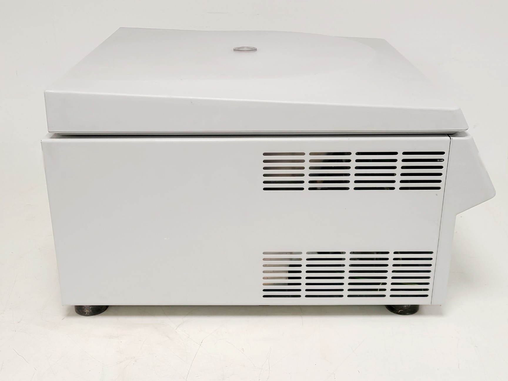 Image of Eppendorf 5810 Benchtop Centrifuge