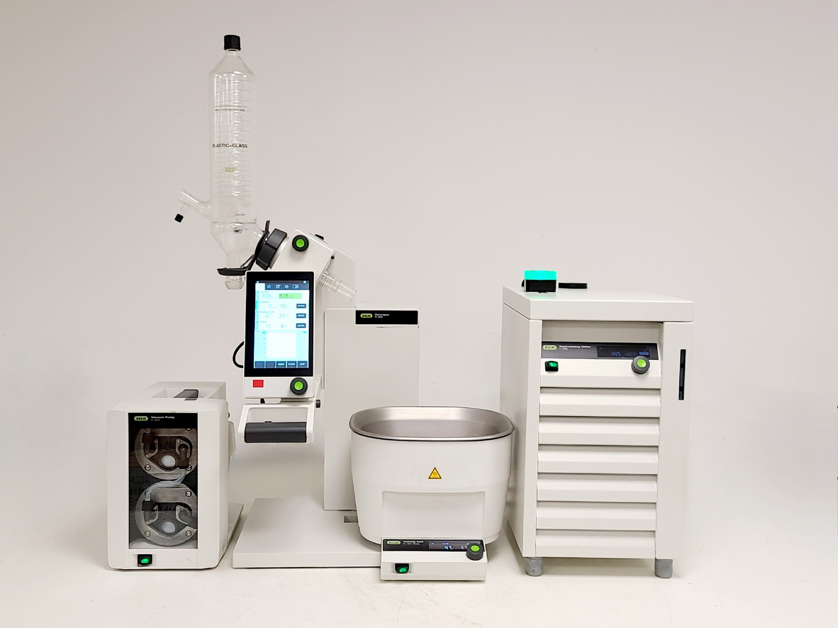 Image of Buchi Rotovapor R-300 System w/ B-300 Base & F-305 Recirculating Chiller