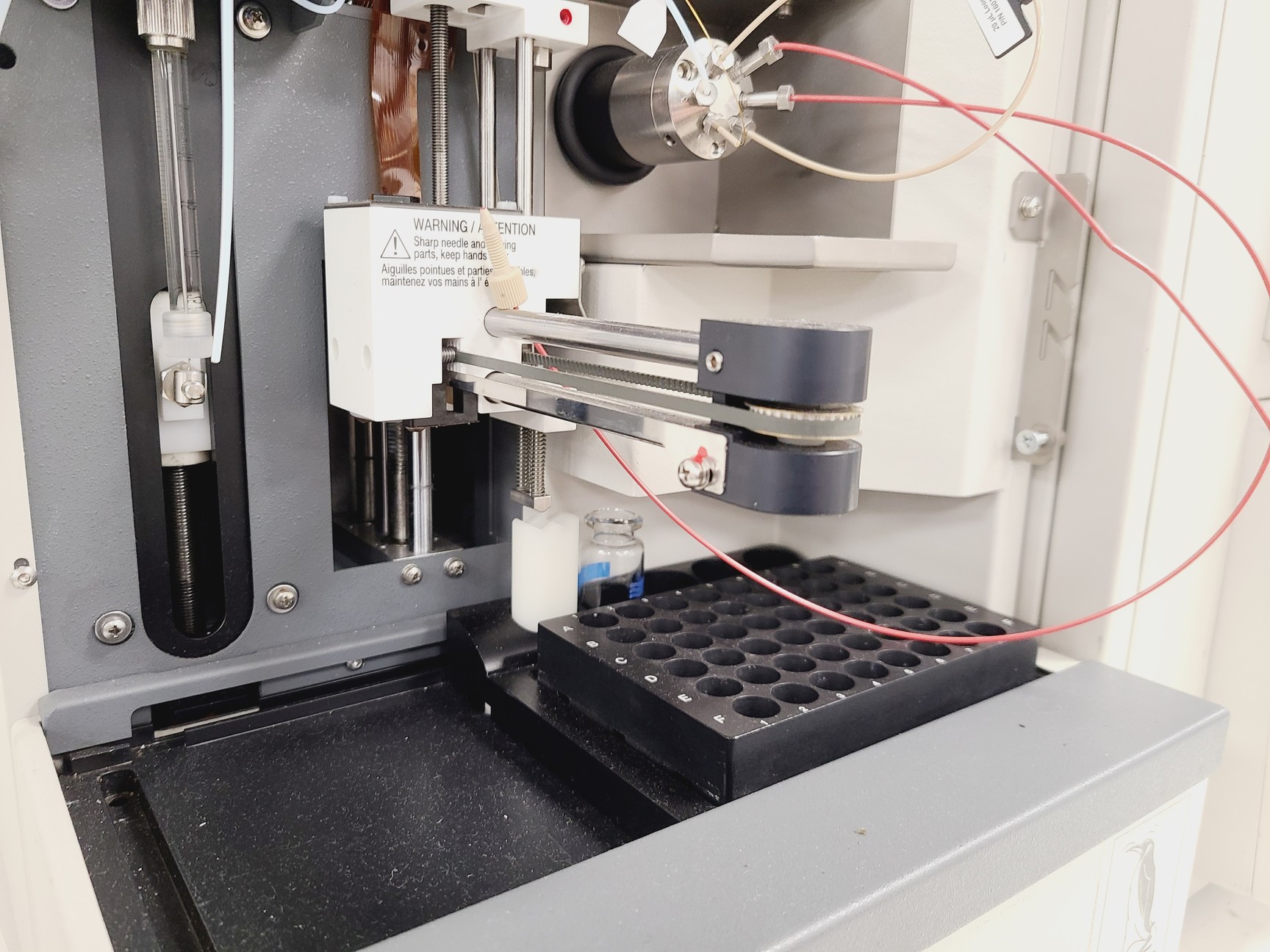 Image of MDS SCIEX Applied Biosystems - API QStar Pulsar LC/MS/MS system