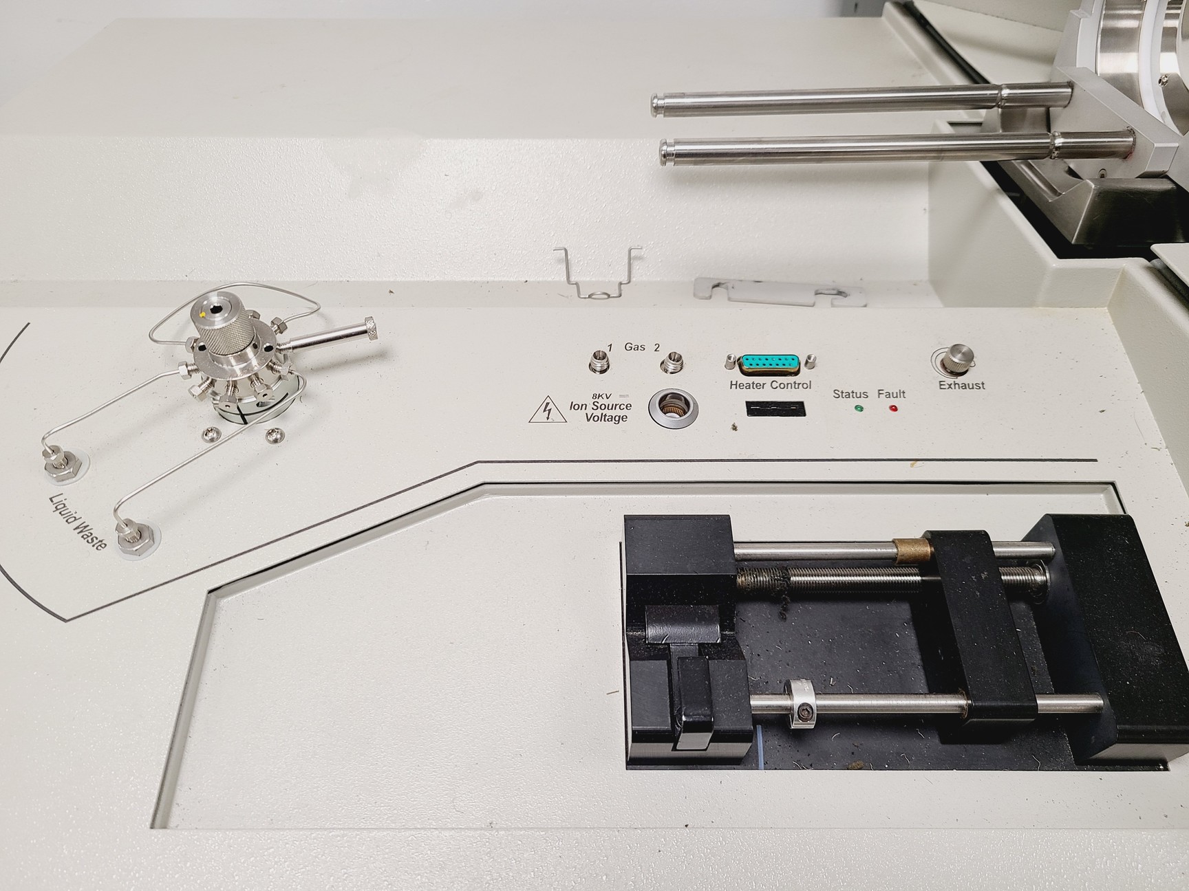 Image of MDS SCIEX Applied Biosystems - API QStar Pulsar LC/MS/MS system