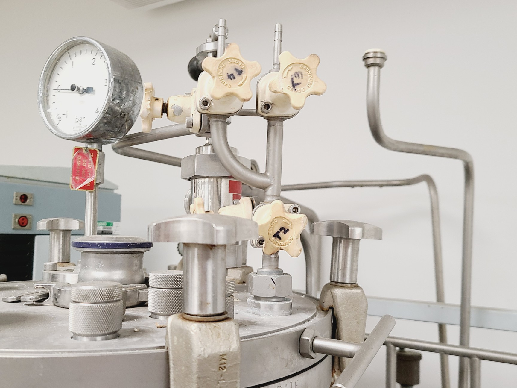 Image of Inceltech 75L Fermentation Tank w/ LH Series 1075 Control Tower