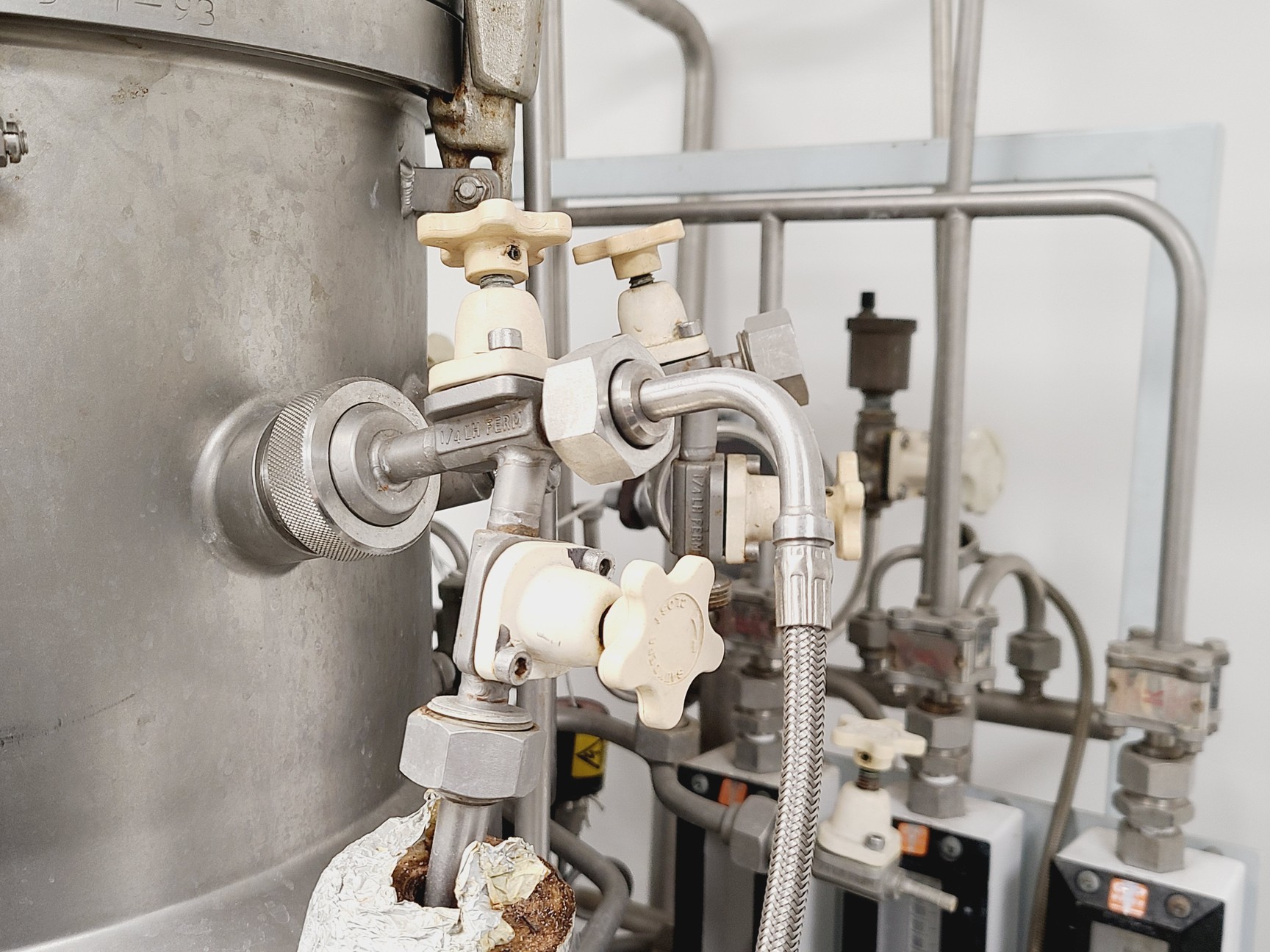 Image of Inceltech 75L Fermentation Tank w/ LH Series 1075 Control Tower