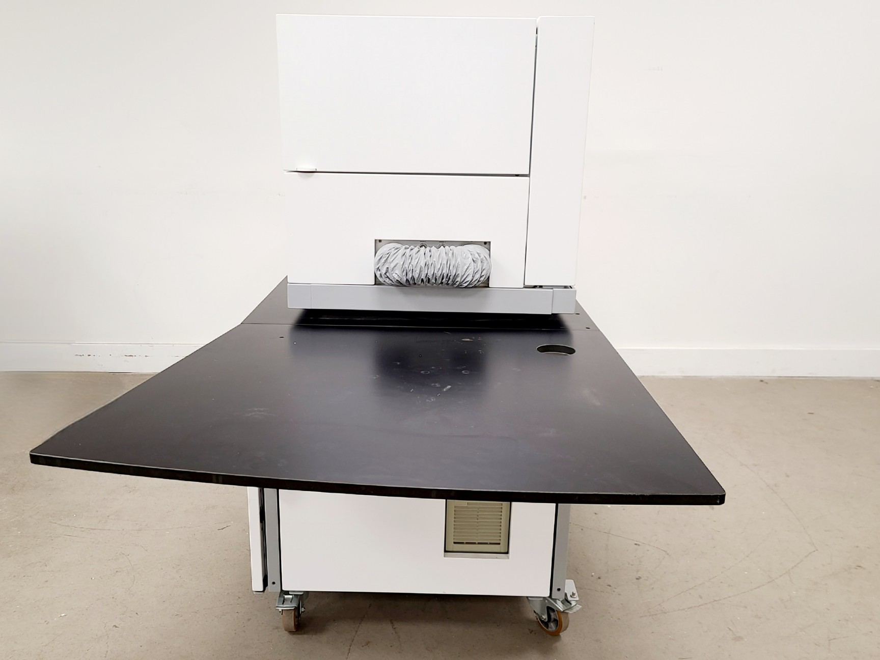 Image of Perkin Elmer Opera High Content Screening System w/ Software & Accessories