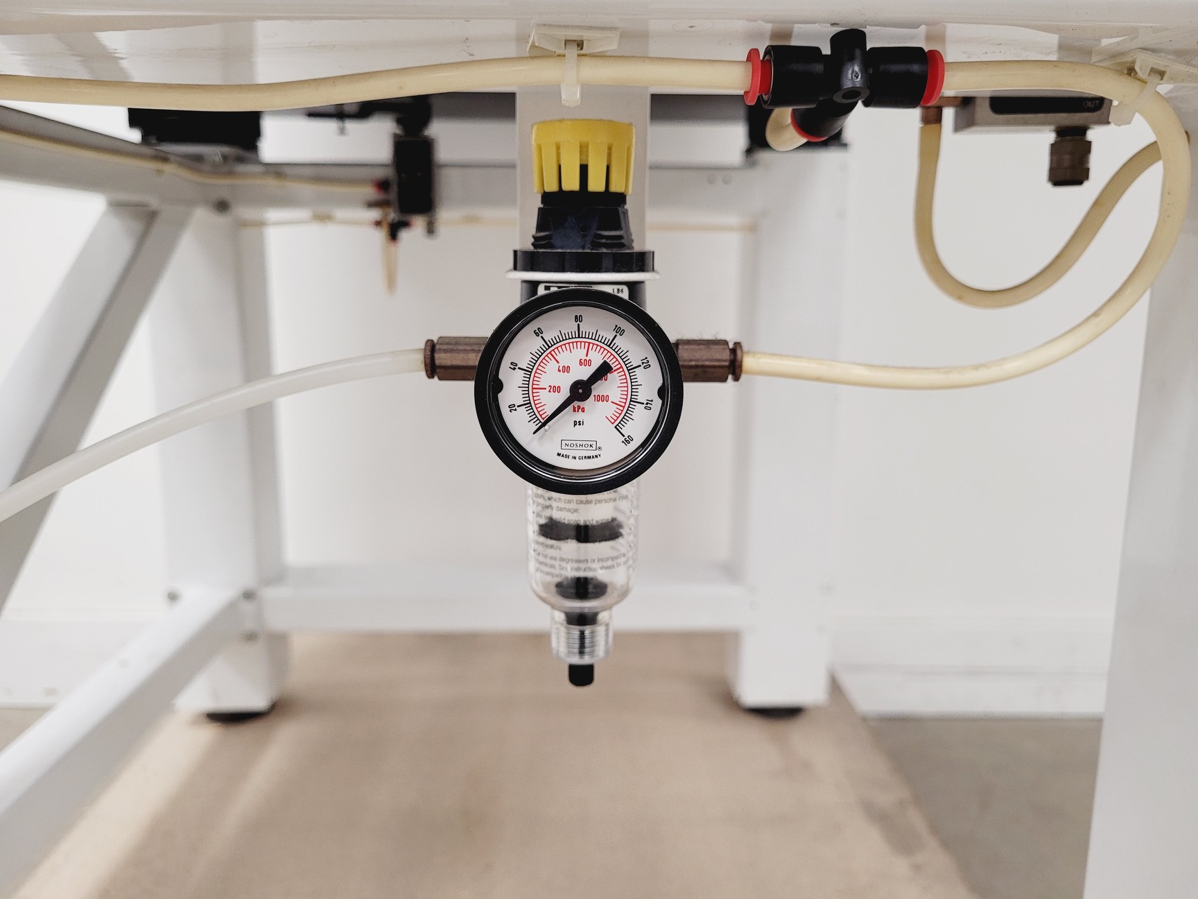 Image of Newport Anti-Vibration Table with Cabinet