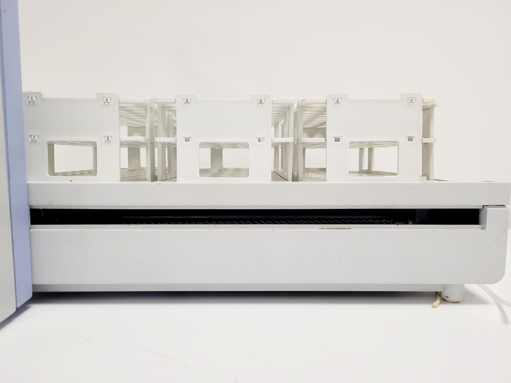 Image of Perkin Elmer AS 93 plus ICP-MS Autosampler for Atomic Spectroscopy