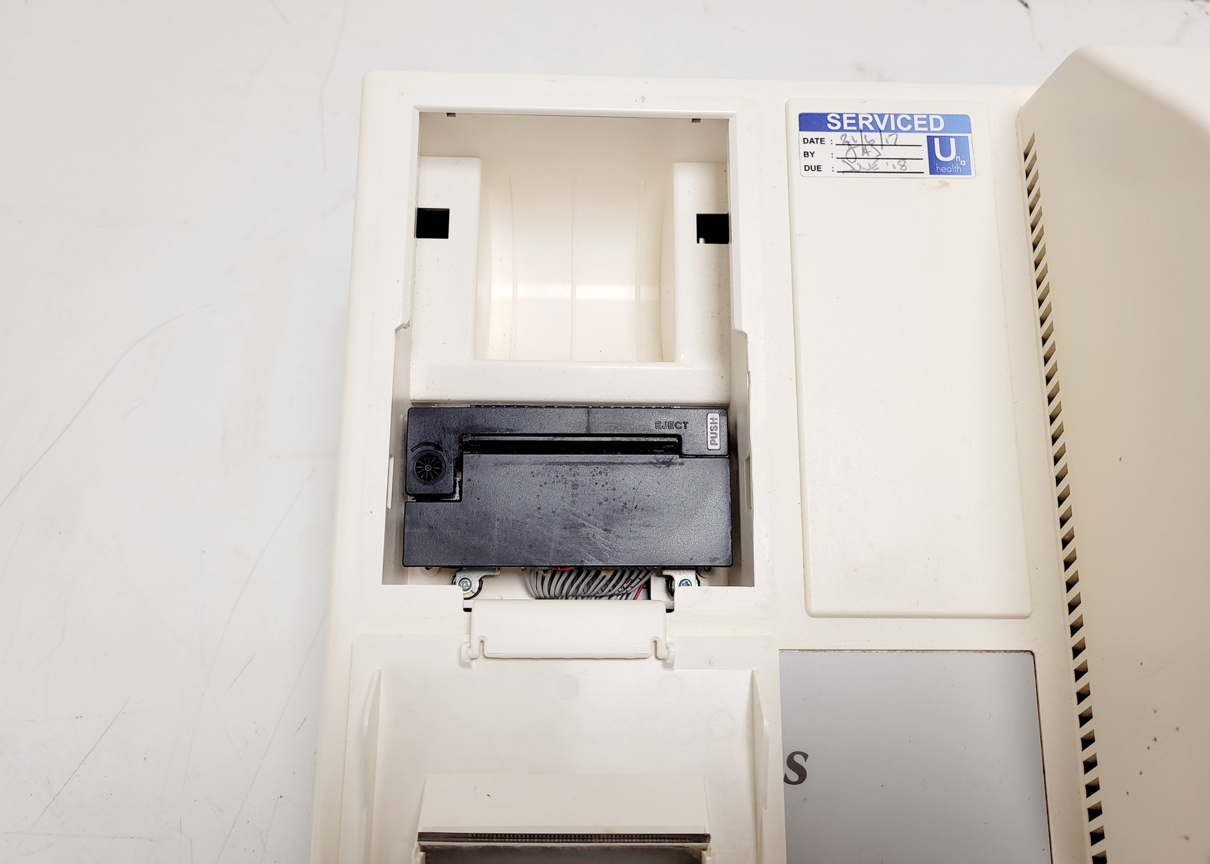 Image of Roche Reflotron Plus Dry Chemistry Analyser w/ Workstation