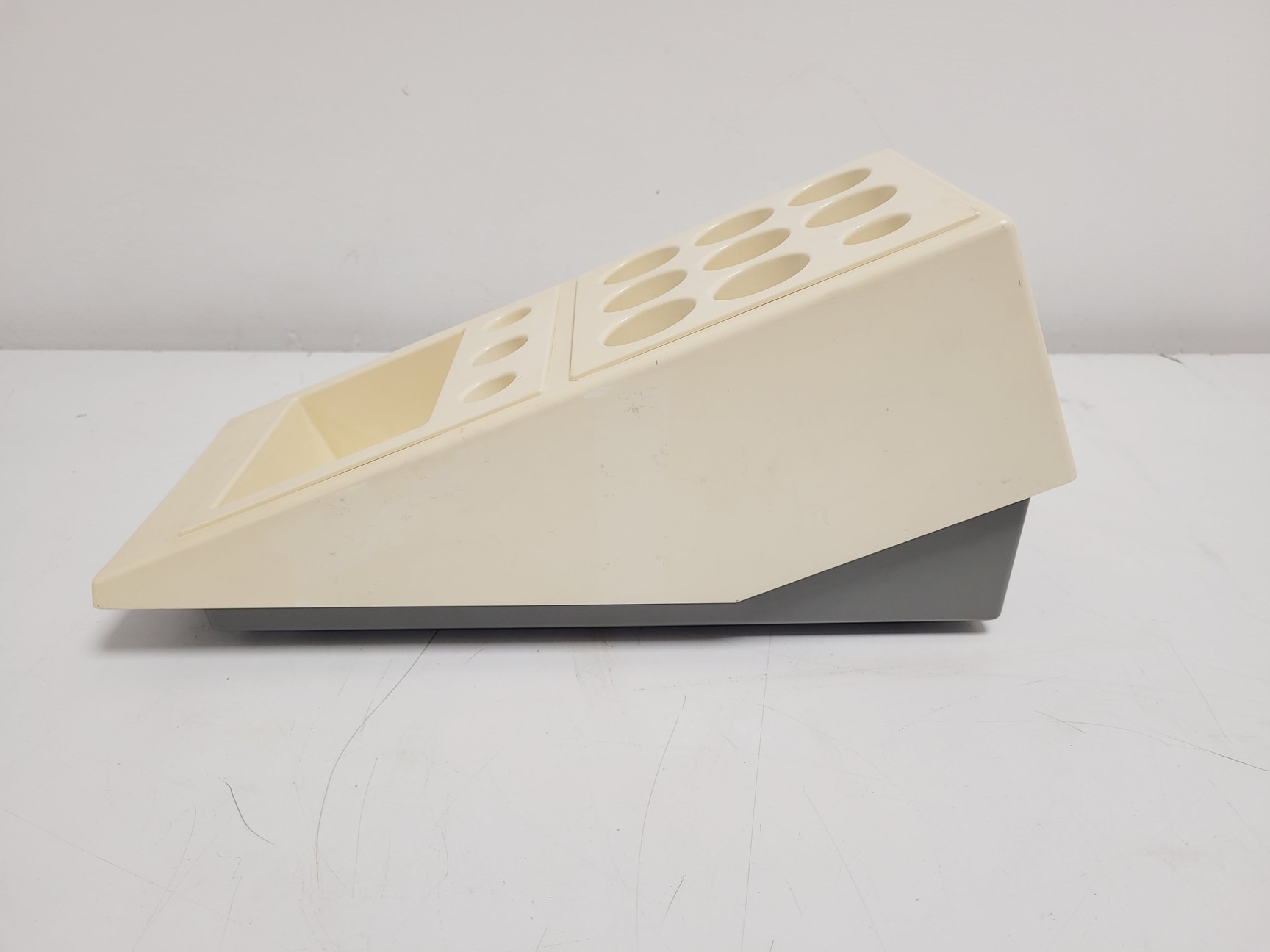 Image of Roche Reflotron Plus Dry Chemistry Analyser w/Workstation