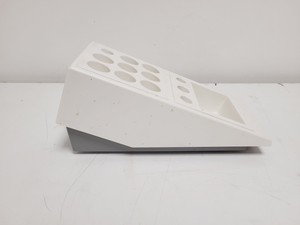 Thumbnail image of Roche Reflotron Plus Dry Chemistry Analyser w/ Workstation