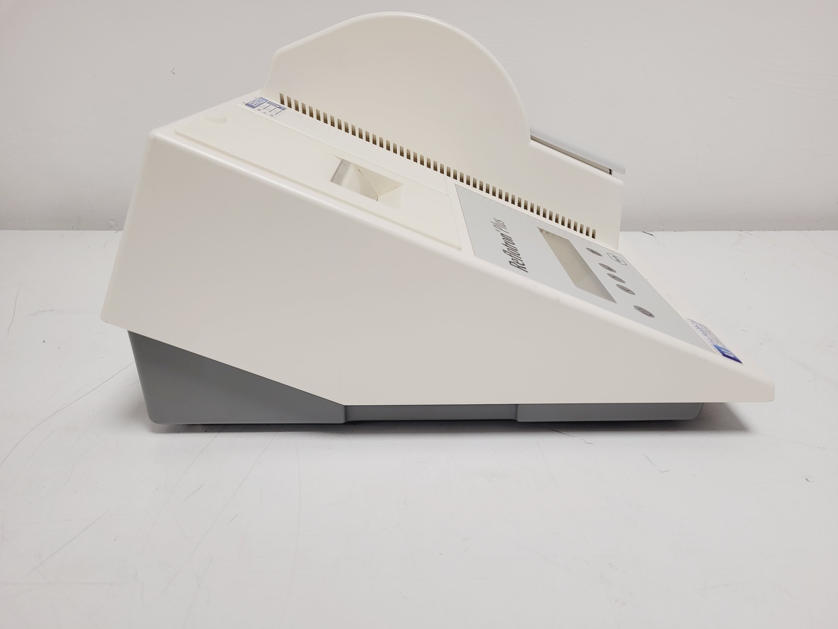 Image of Roche Reflotron Plus Dry Chemistry Analyser w/ Workstation