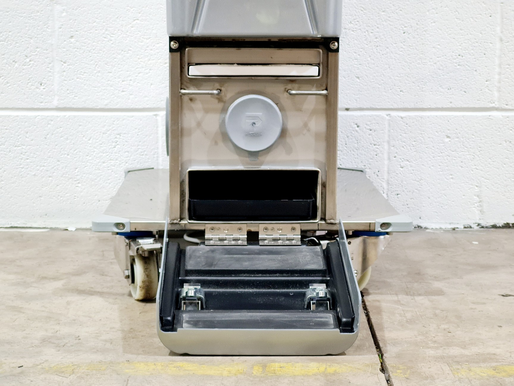 Image of Techniplast - BOXUNEFUK with 2 x Individually Ventilated Cage Rack