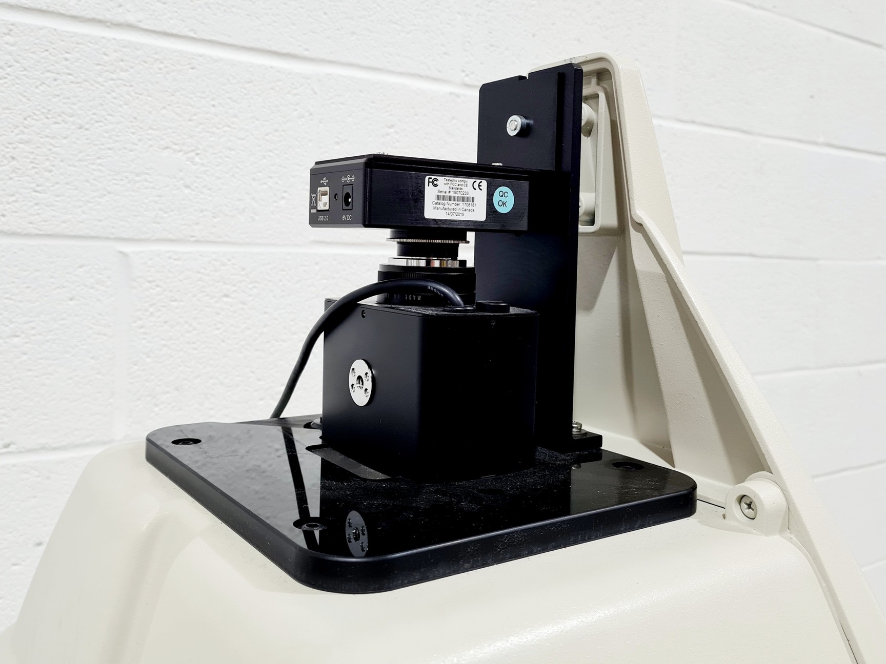 Image of Bio Rad Gel Doc XR+ Universal Hood II w/ Camera Lab