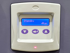 Thumbnail image of Parker Dominick Hunter LCMS30-1 Nitrogen Gas Generator