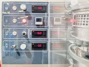 Thumbnail image of Glatt Mini/Midi Glatt Fluid Bed Dryer with Solo Containment