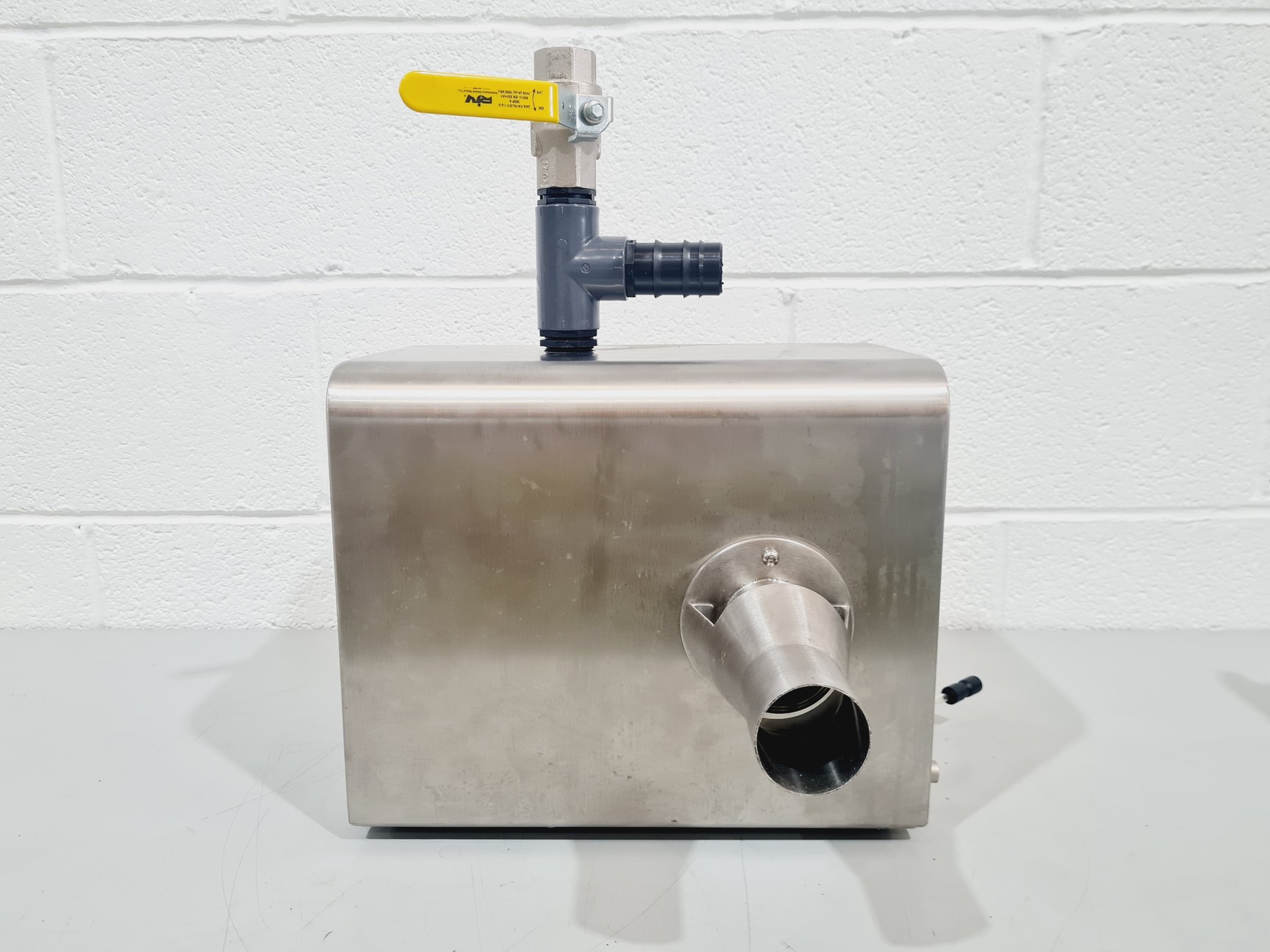 Image of Glatt Mini/Midi Glatt Fluid Bed Dryer with Solo Containment