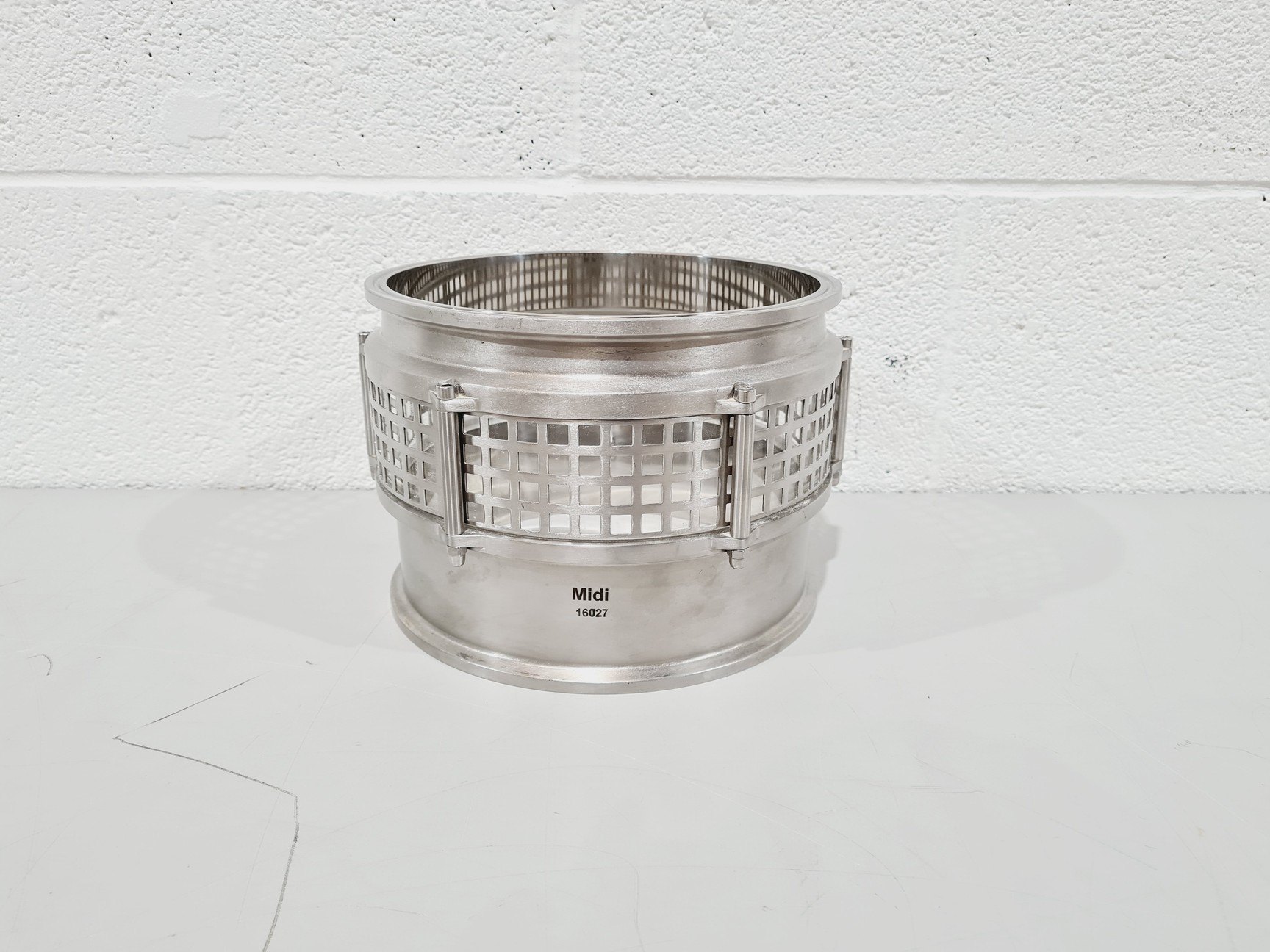 Image of Glatt Mini/Midi Glatt Fluid Bed Dryer with Solo Containment