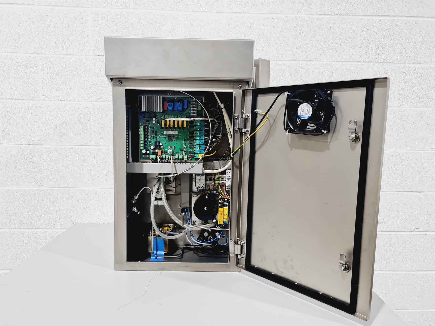 Image of Xplore Pharma Melt Extruder 5 Micro-Compounder System