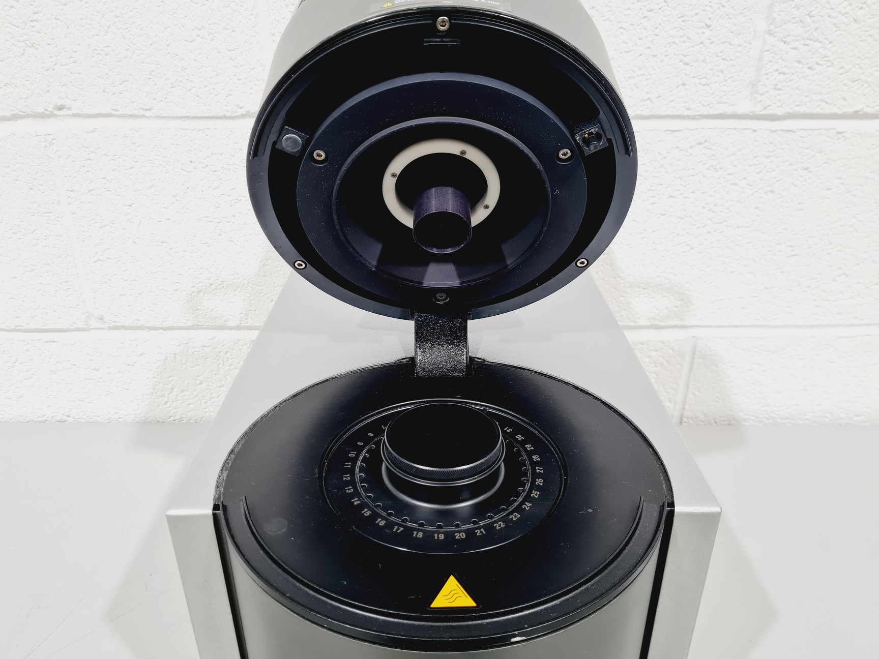 Image of Roche LightCycler Real Time PCR System Lab