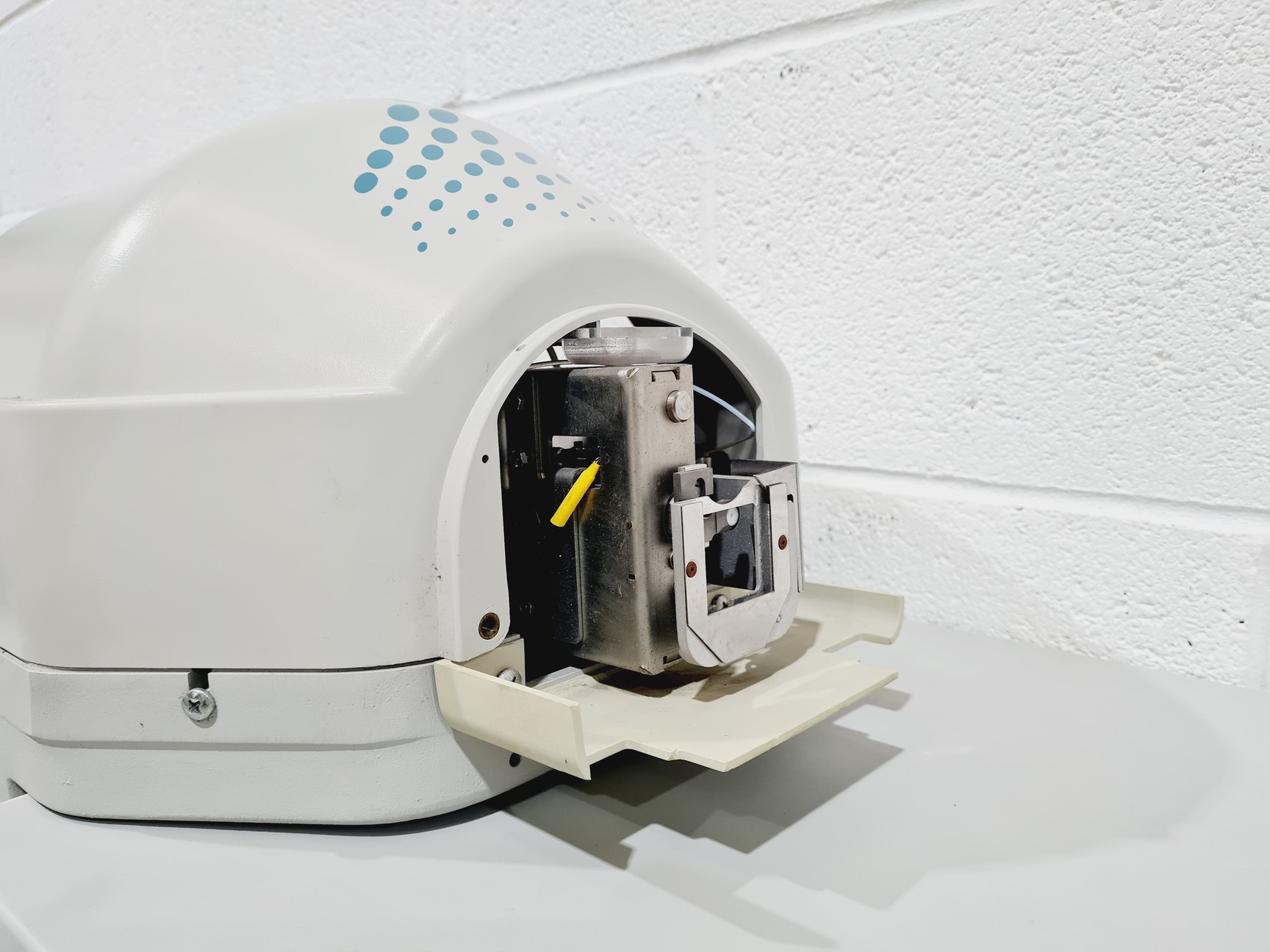 Image of Advion Bio Science NanoMate 100 MS Sample Robot With NanoMate HD Control Unit  