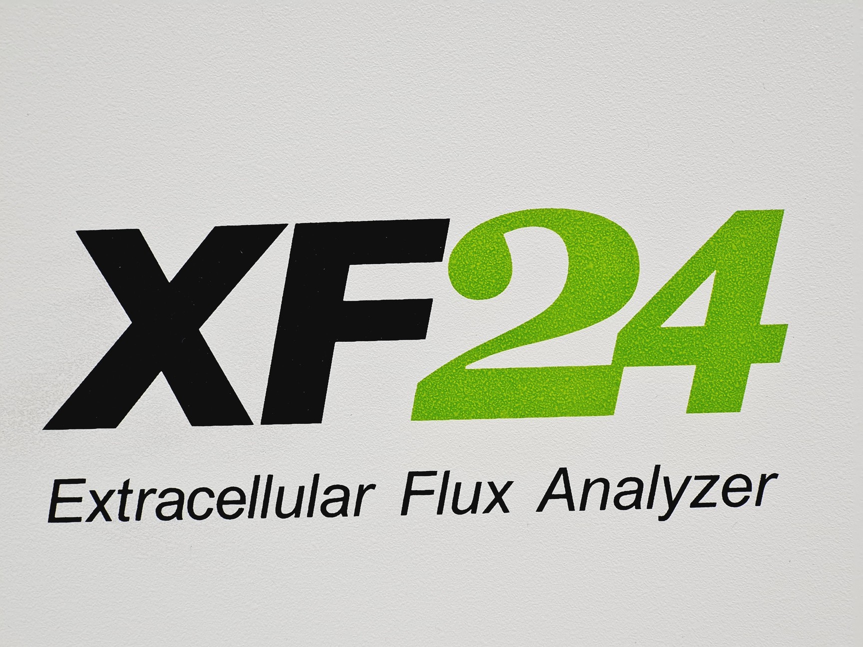 Image of Seahorse Bioscience XF24 Extracellular Flux Analyzer Model: XF24-2 with Monitor 