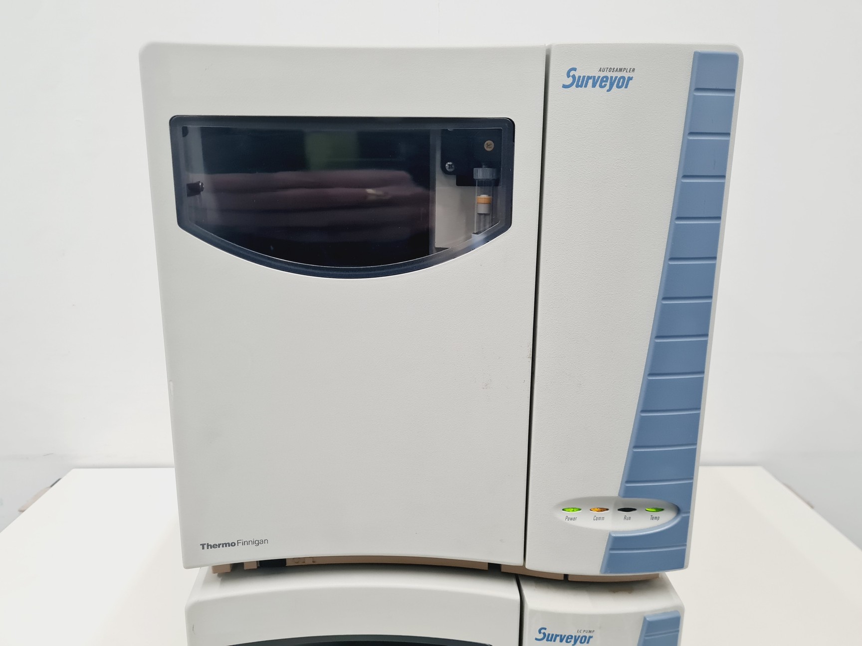 Image of Thermo Finnigan Surveyor Autosampler & LC Pump HPLC System Lab