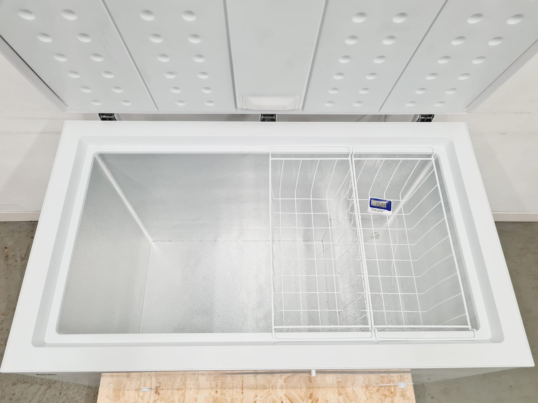 Image of Logik L300CFW14 Chest Freezer 