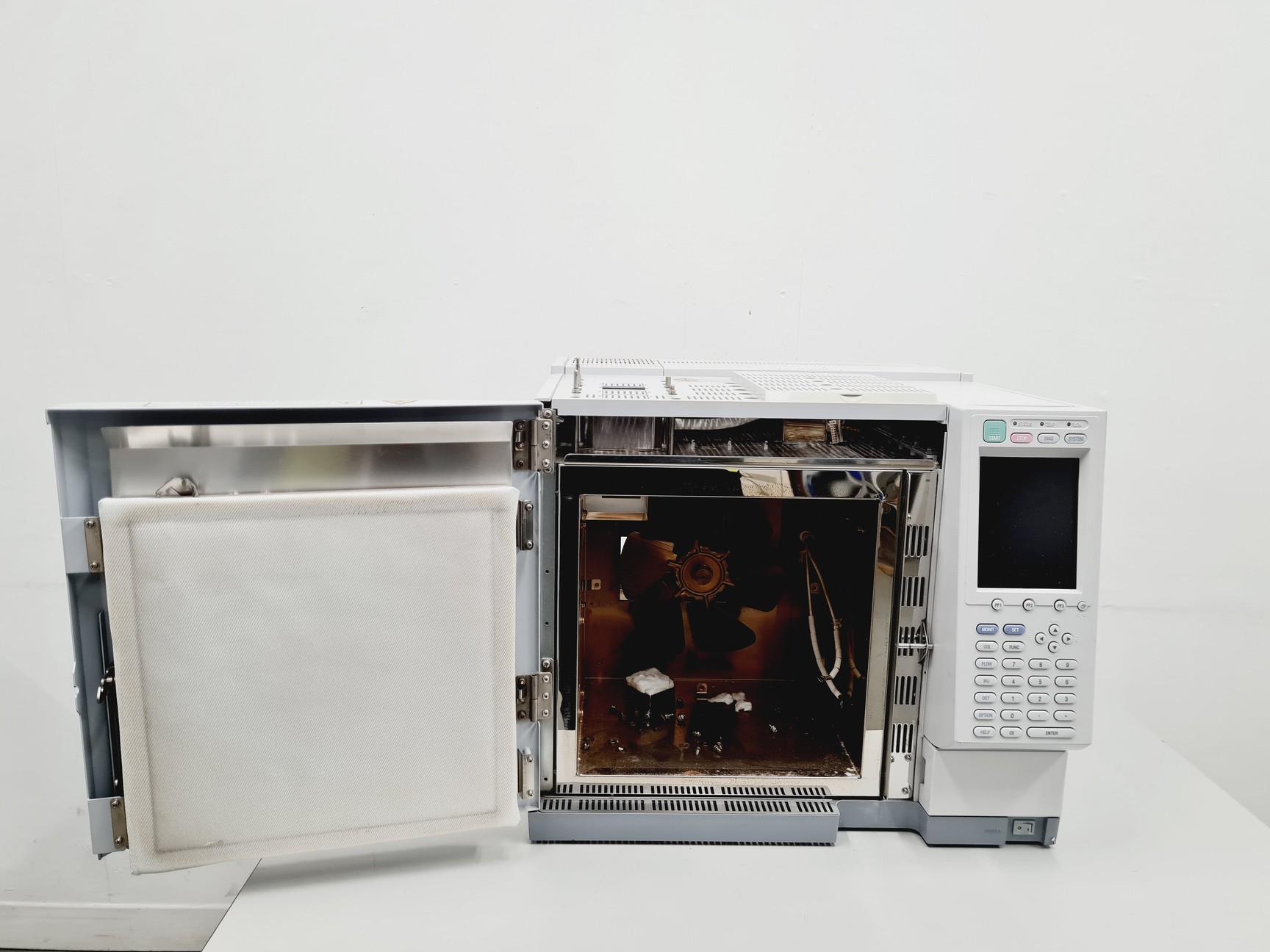 Image of Shimadzu GC-2010 Plus Gas Chromatograph 