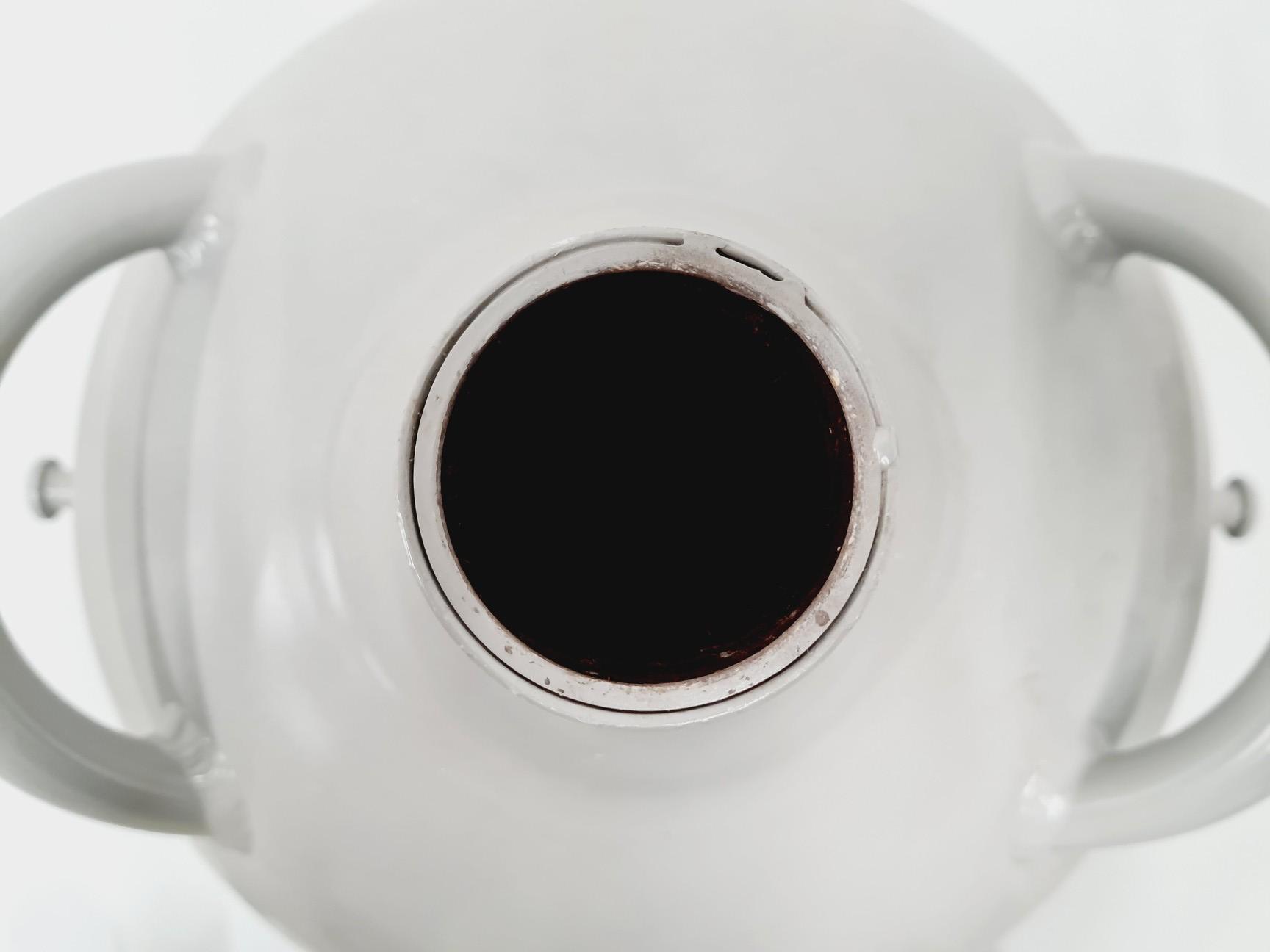 Image of Statebourne Cryogenics Liquid Nitrogen Dewar with Wheeled Trolley