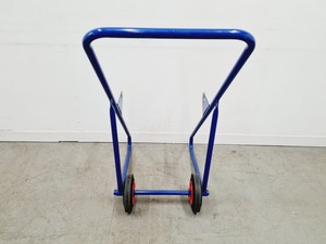 Thumbnail image of Statebourne Cryogenics Liquid Nitrogen Dewar with Wheeled Trolley