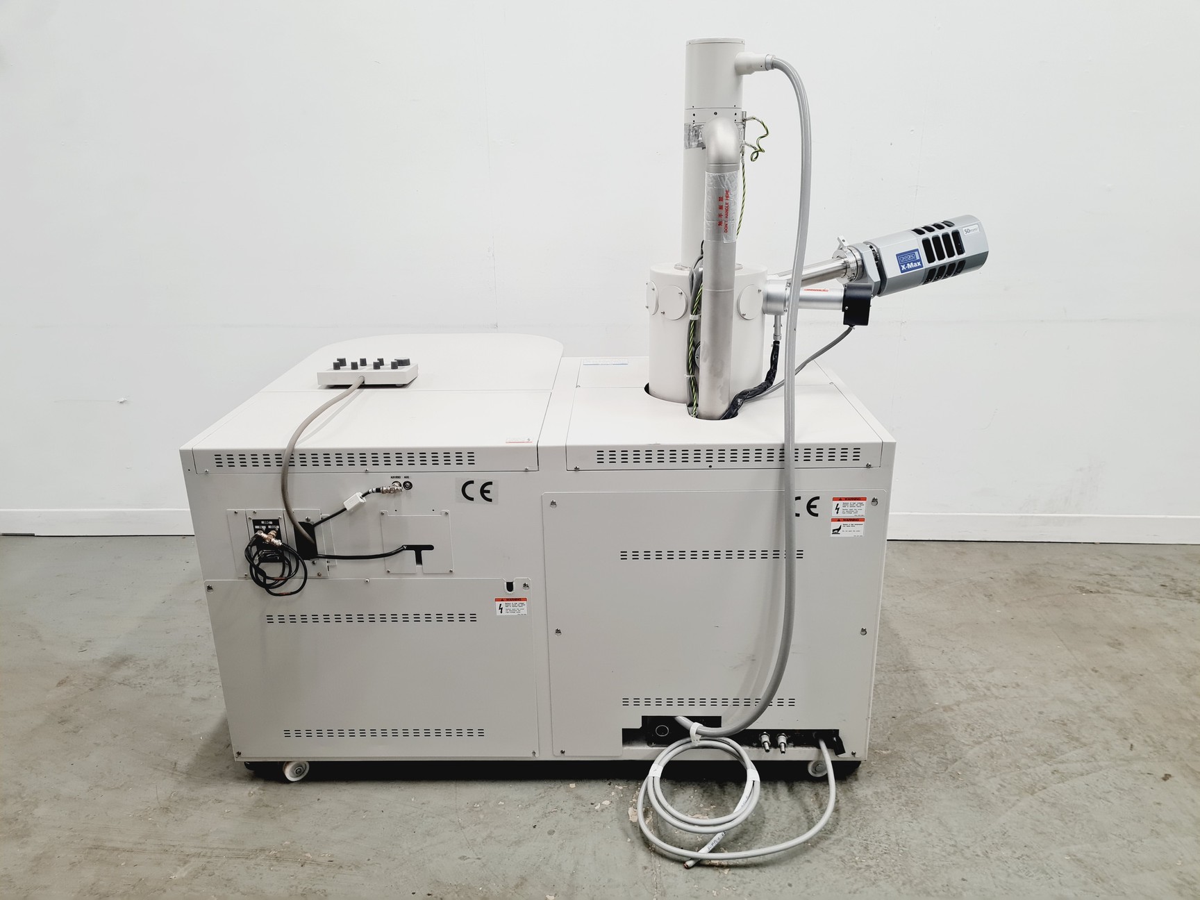 Image of Hitachi S-2600N Scanning Electron Microscope + Oxford X-Max 50 mm2 Inca detector