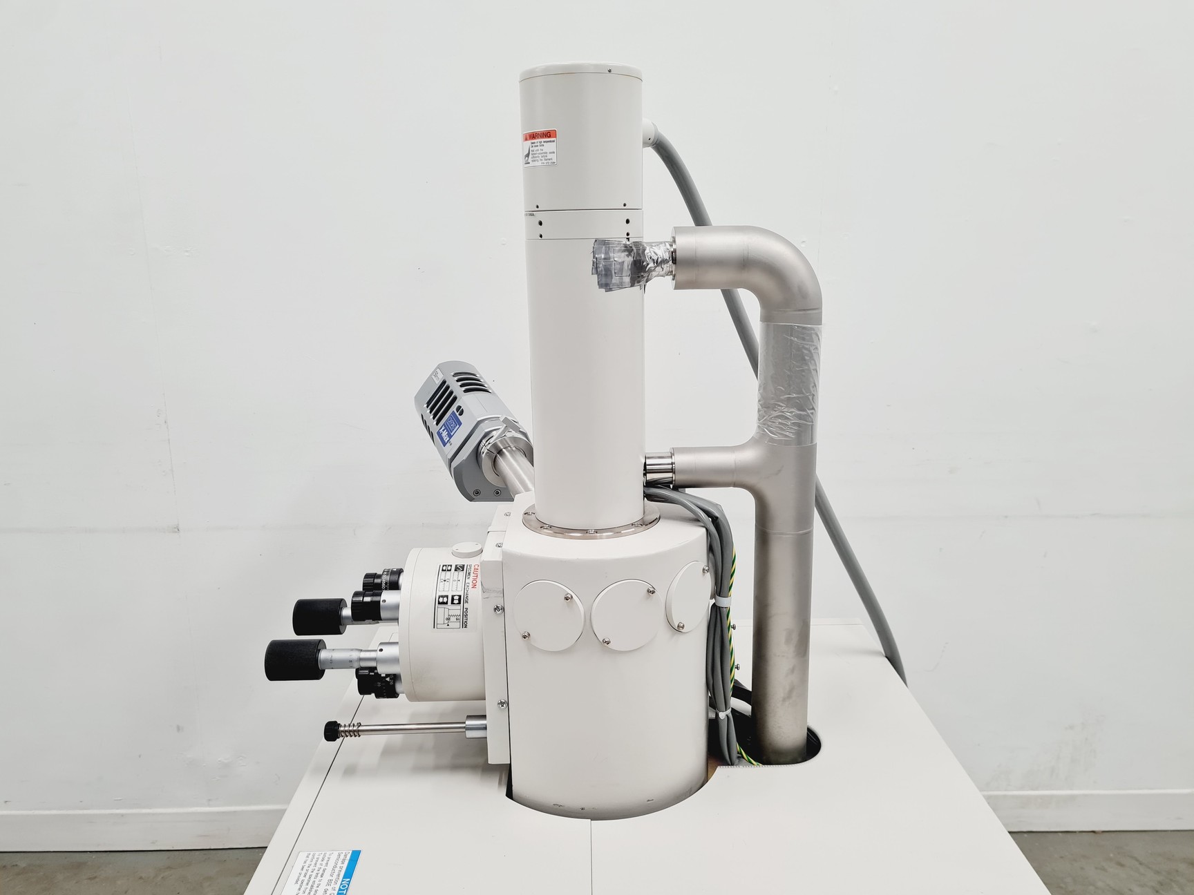 Image of Hitachi S-2600N Scanning Electron Microscope + Oxford X-Max 50 mm2 Inca detector