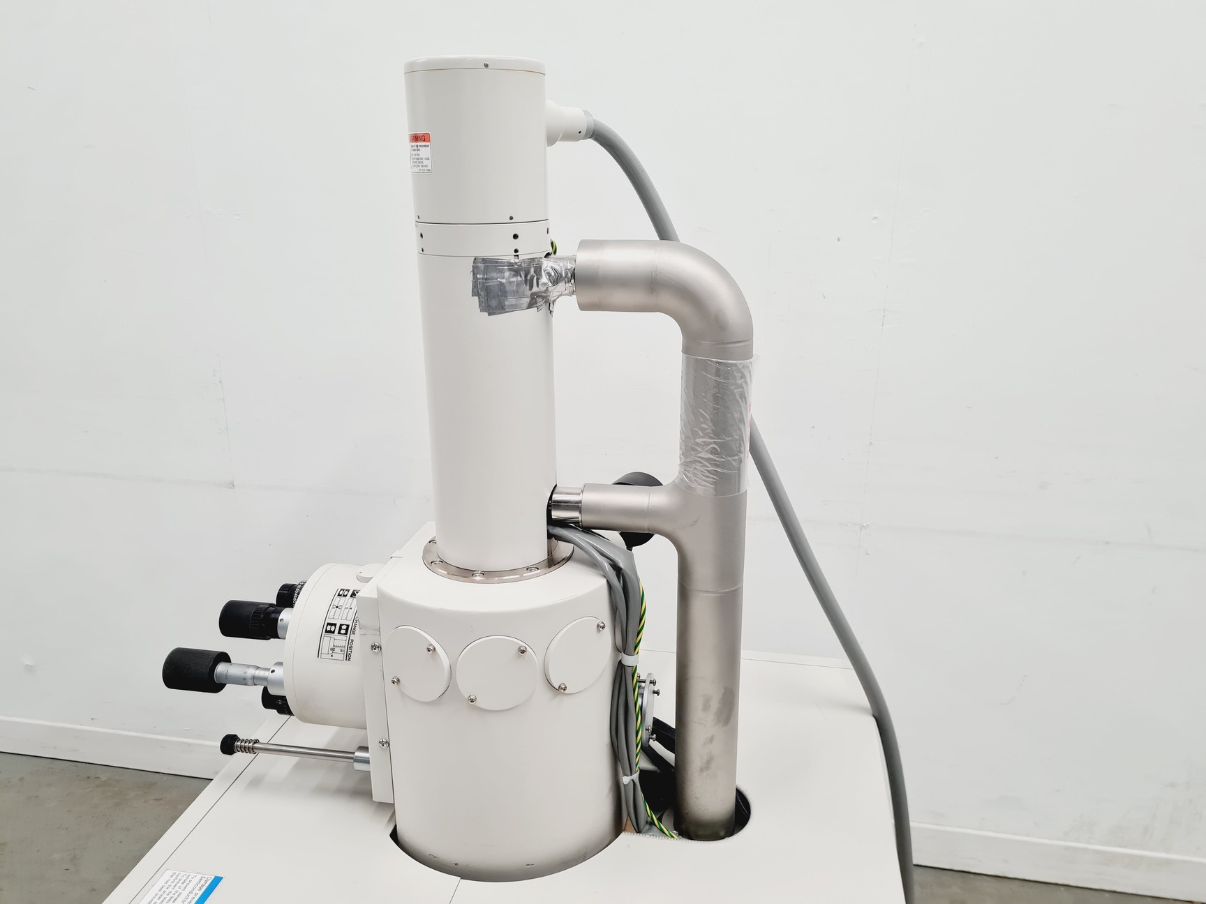 Image of Hitachi S-2600N Scanning Electron Microscope + Oxford X-Max 50 mm2 Inca detector