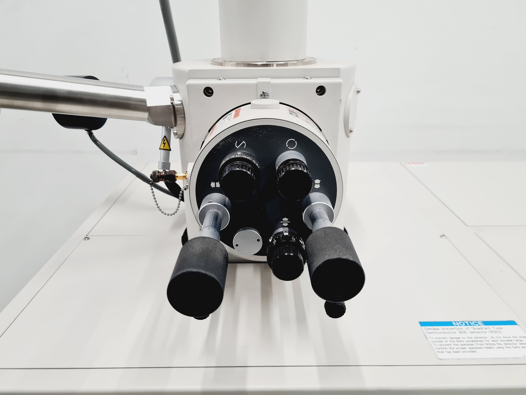 Image of Hitachi S-2600N Scanning Electron Microscope + Oxford X-Max 50 mm2 Inca detector