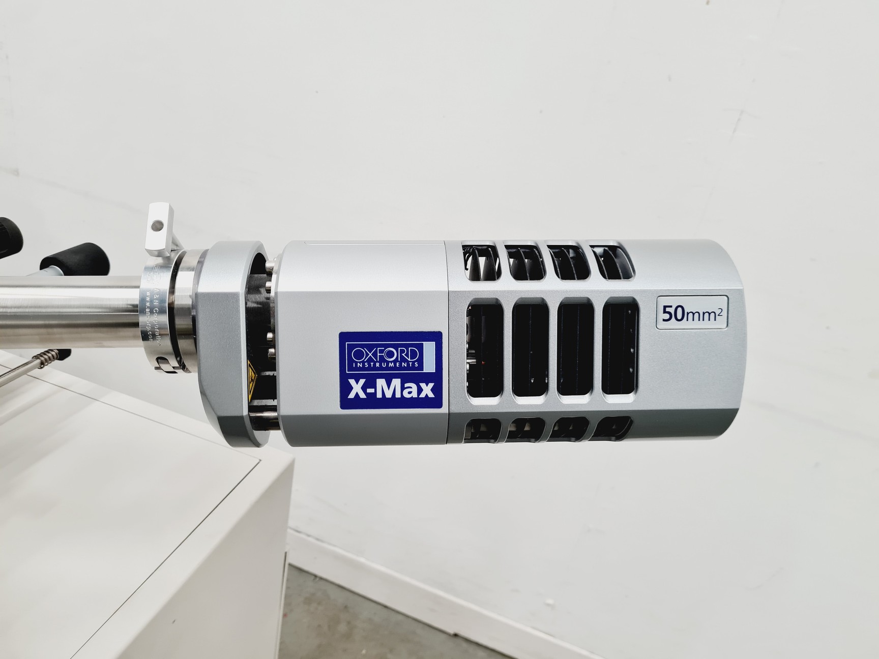 Image of Hitachi S-2600N Scanning Electron Microscope + Oxford X-Max 50 mm2 Inca detector