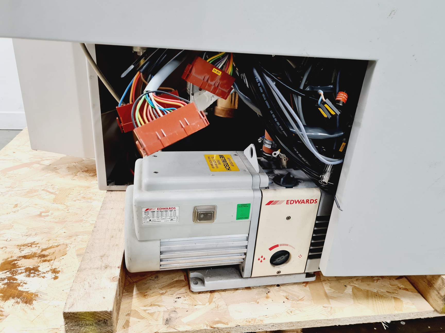 Image of Philips CM100 Scanning Electron Microscope