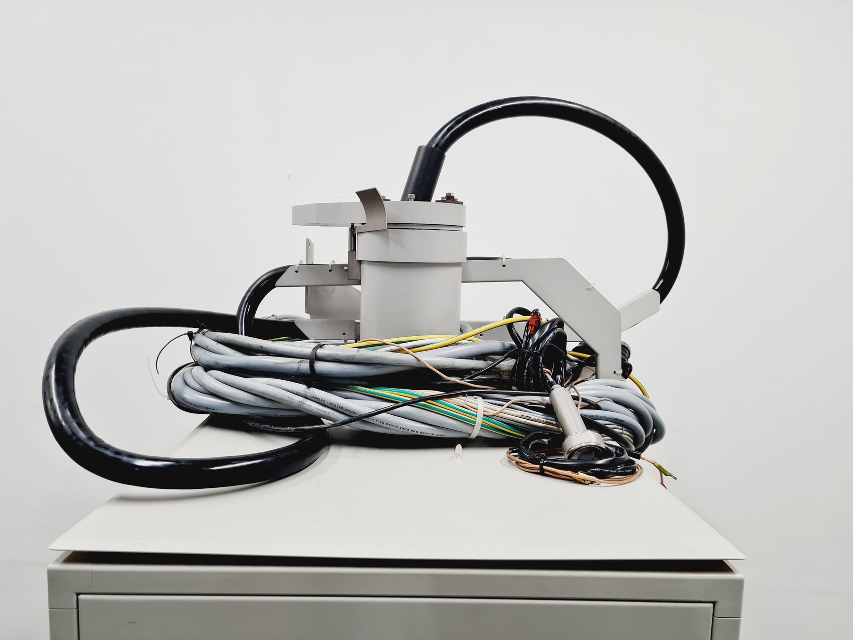 Image of Philips CM100 Scanning Electron Microscope