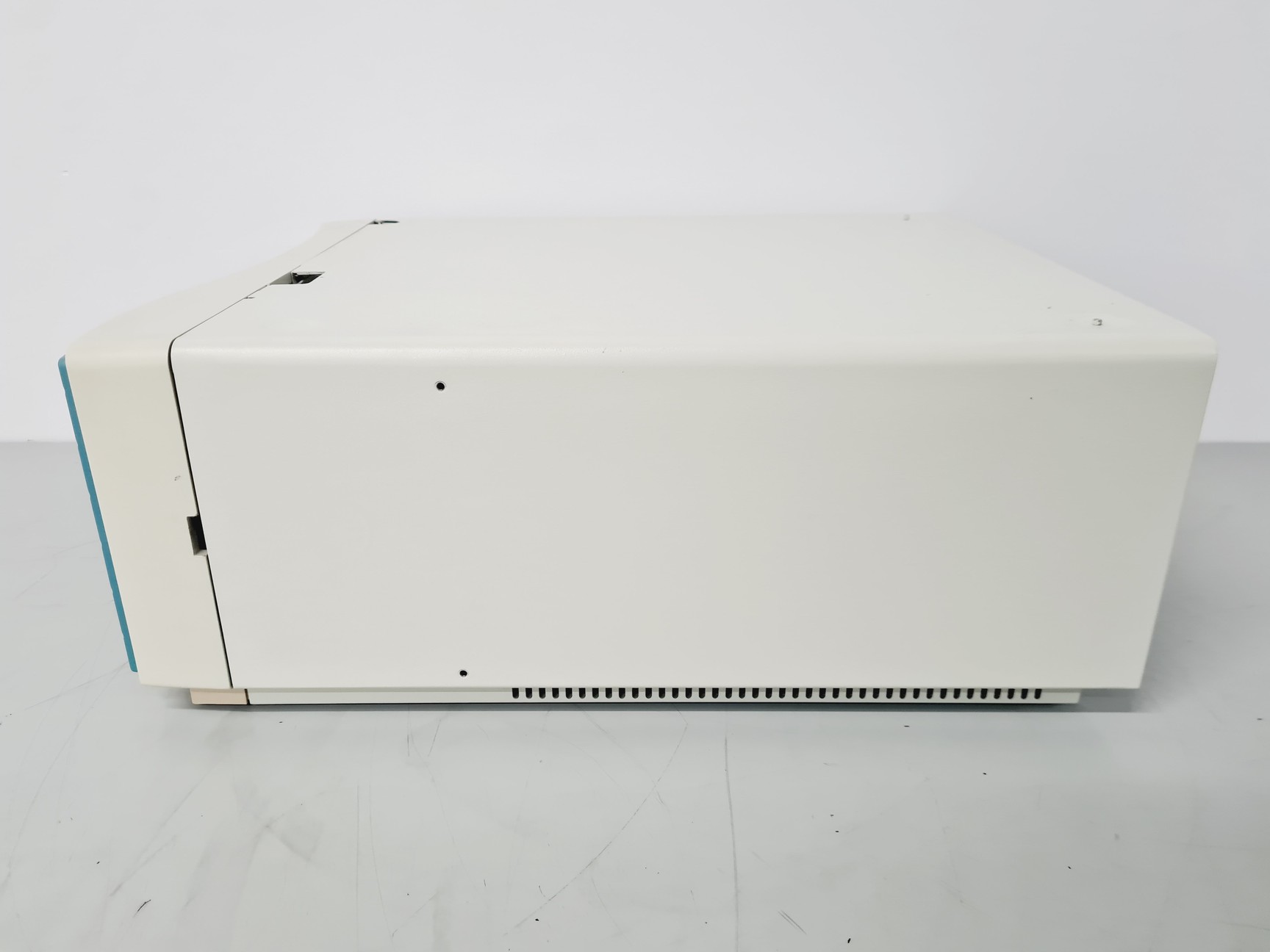 Image of Thermo Finnigan Surveyor PDA Detector Spares/Repair Lab