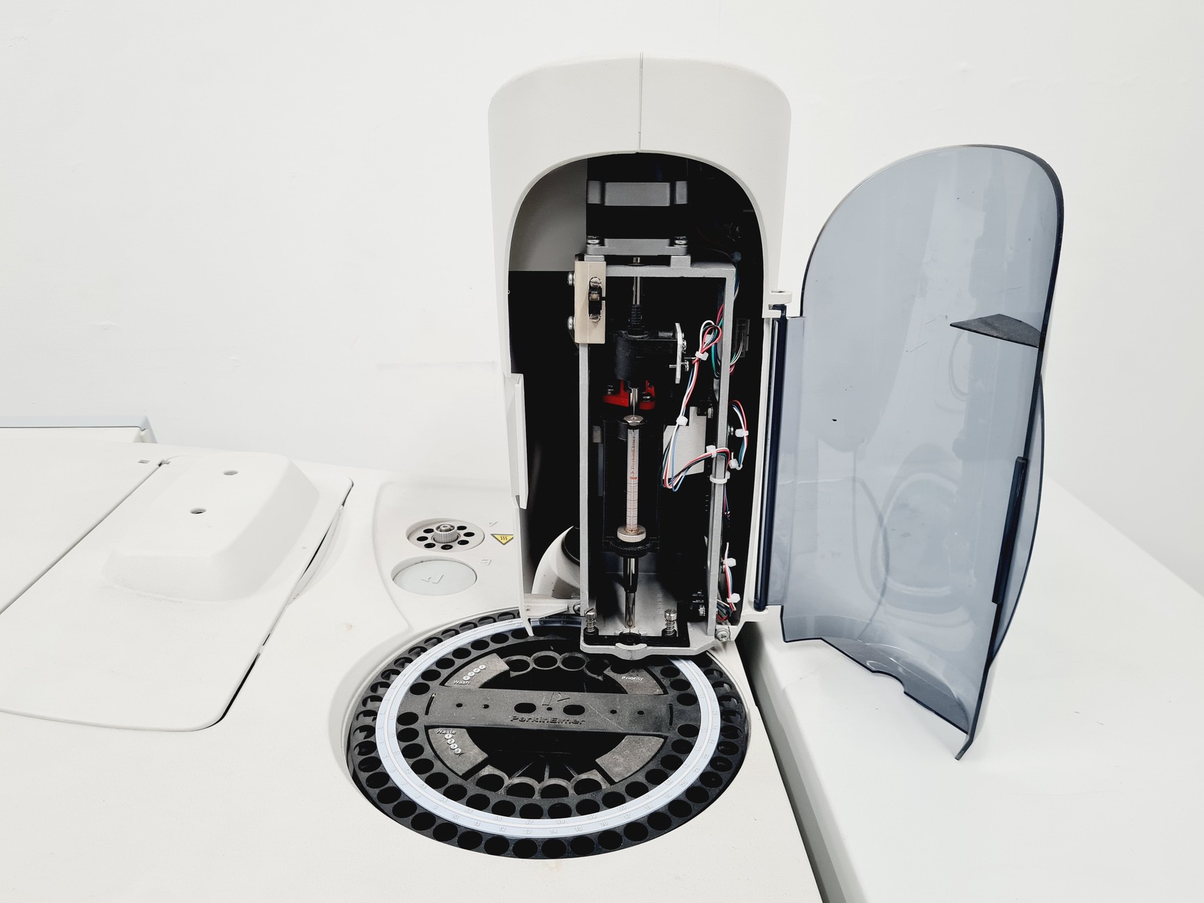 Image of Perkin Elmer Clarus 600 Mass spectrometer + Gas Chromatograph + Turbomatrix 650