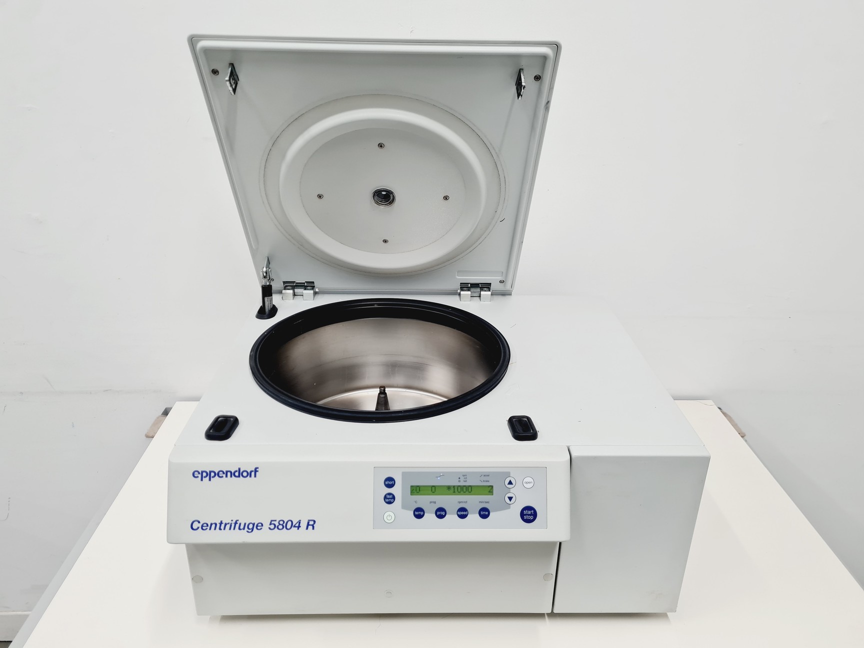 Image of Eppendorf 5804 R Refrigerated Centrifuge