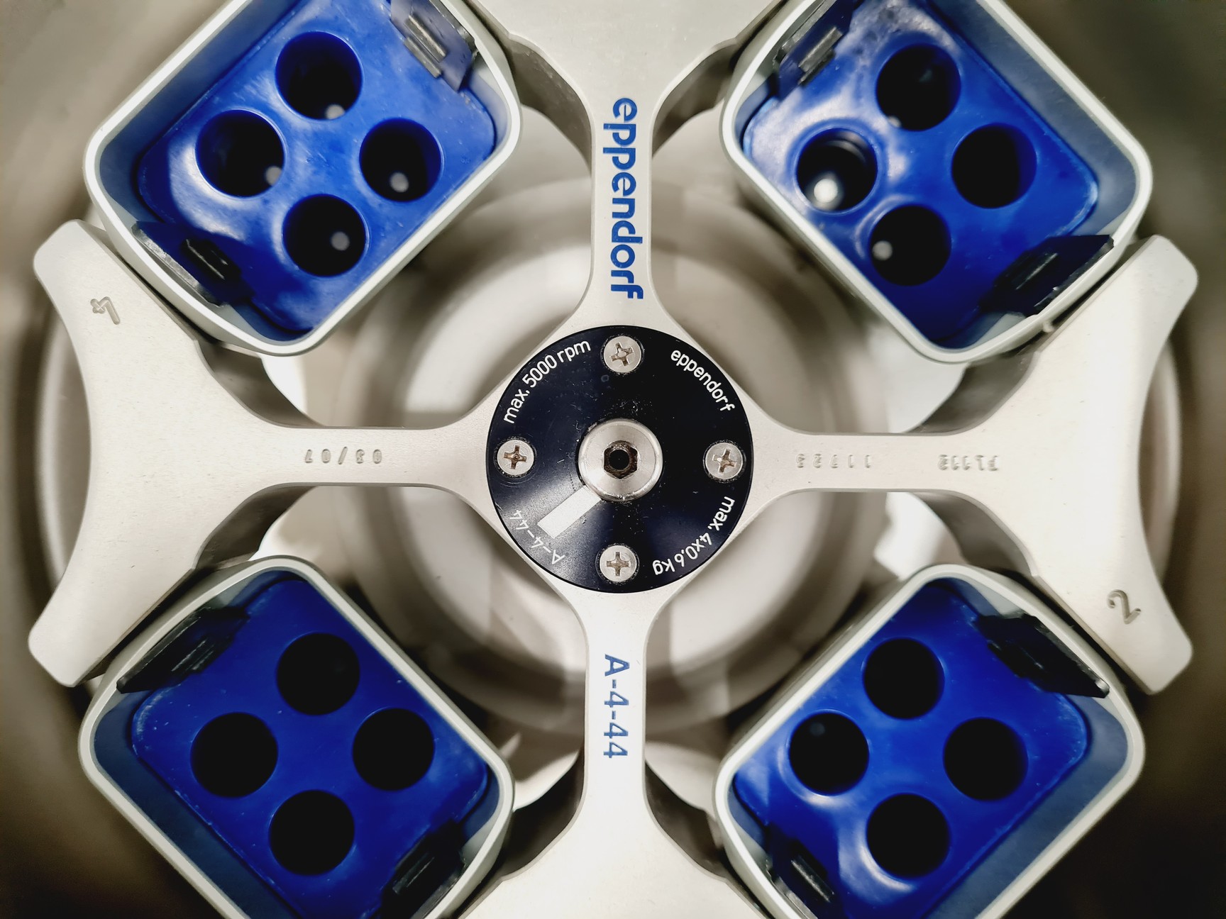 Image of Eppendorf 5804 R Refrigerated Centrifuge w/ A-4-44 Rotor 5000RPM Lab