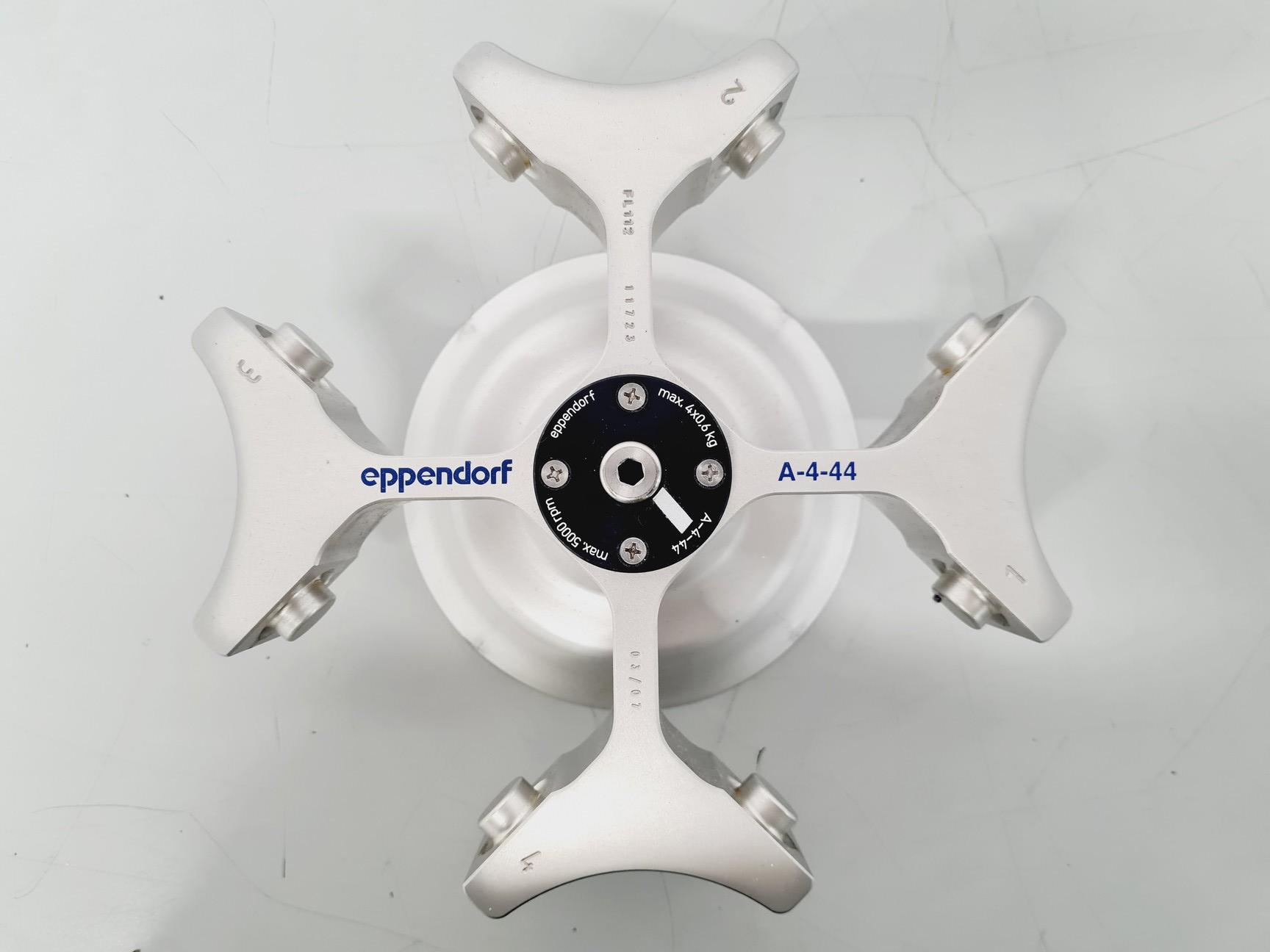 Image of Eppendorf 5804 R Refrigerated Centrifuge w/ A-4-44 Rotor 5000RPM Lab