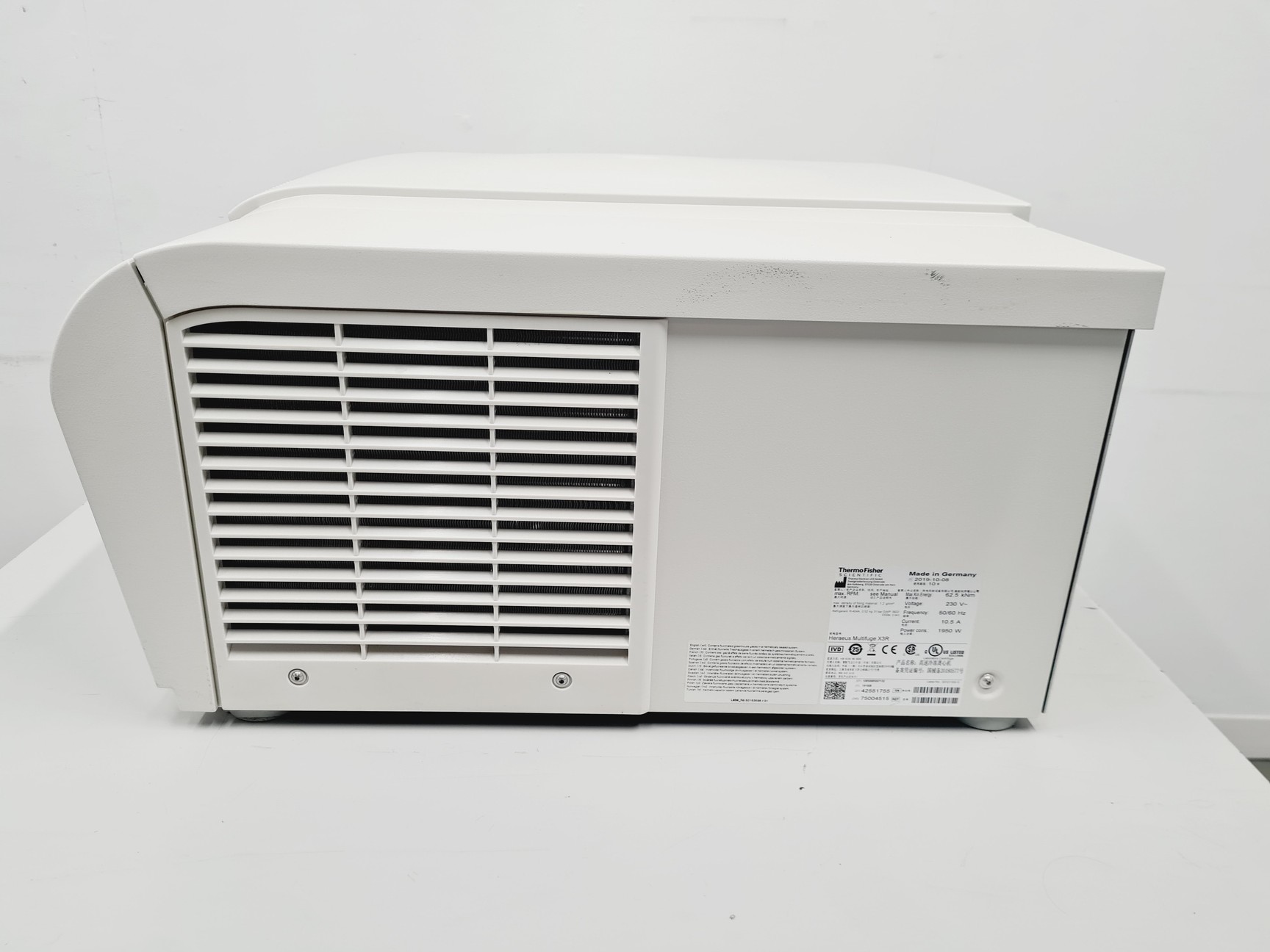 Image of Thermo Scientific Heraeus Multifuge X3R Centrifuge Lab